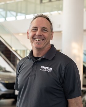 Staff member Bobby Clark from ID_2374f98cce96