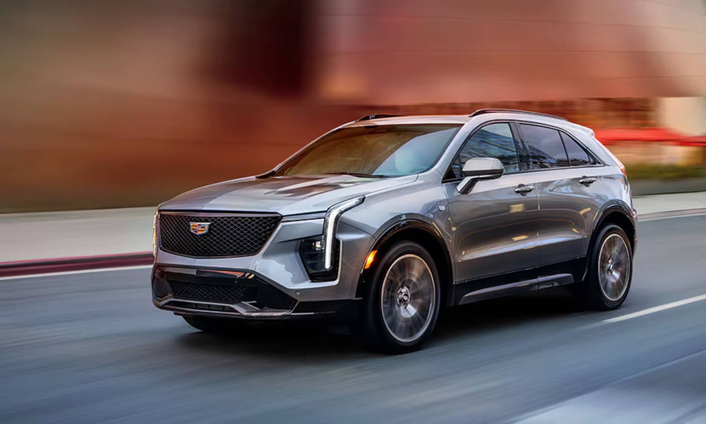 Cadillac XT4 Driving through the city