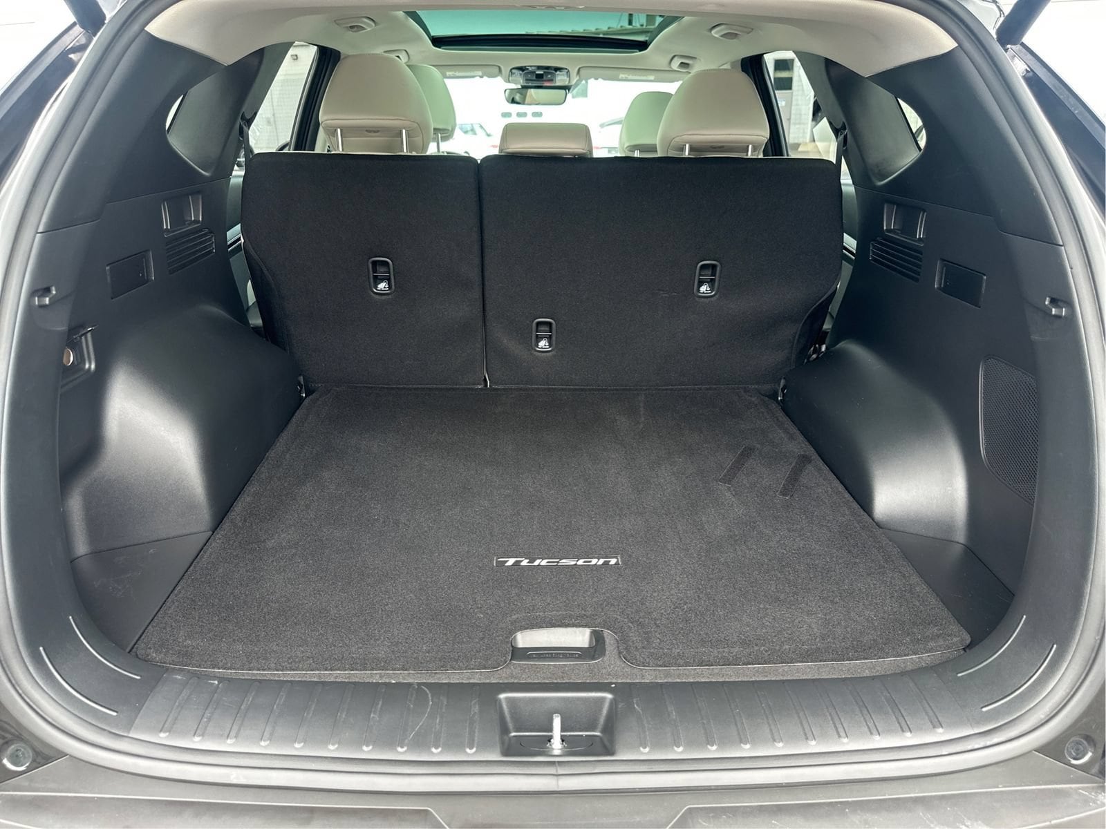 2024 Hyundai Tucson Limited - Photo 12