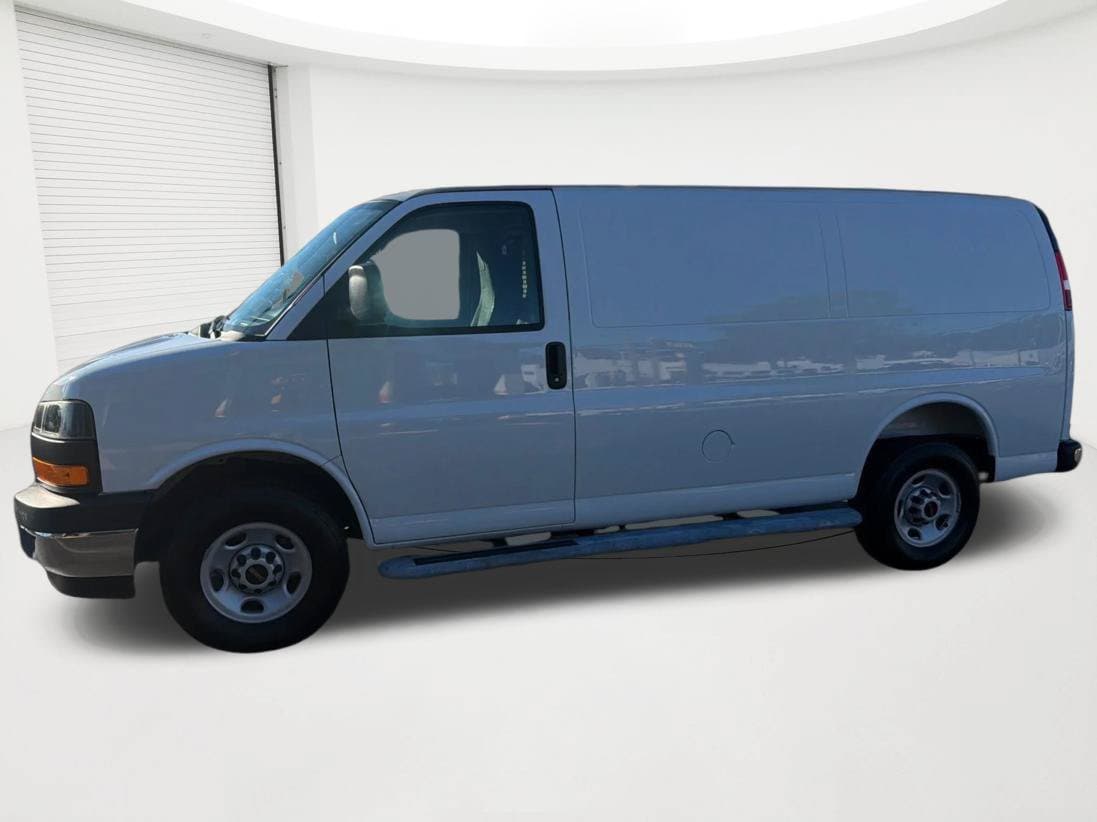 2025 GMC Savana Cargo Work Van - Photo 8