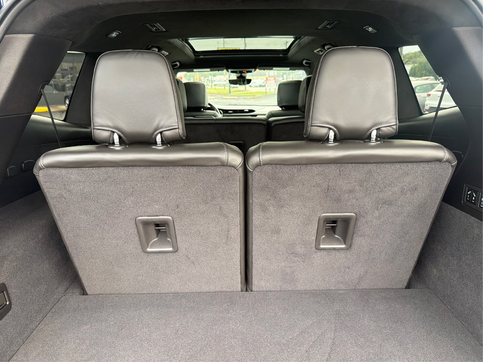 2025 Cadillac XT6 Sport - Photo 13