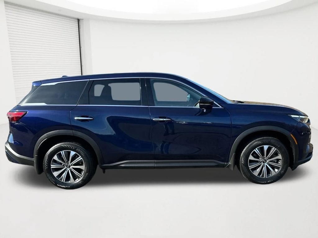 Used 2023 INFINITI QX60 Pure