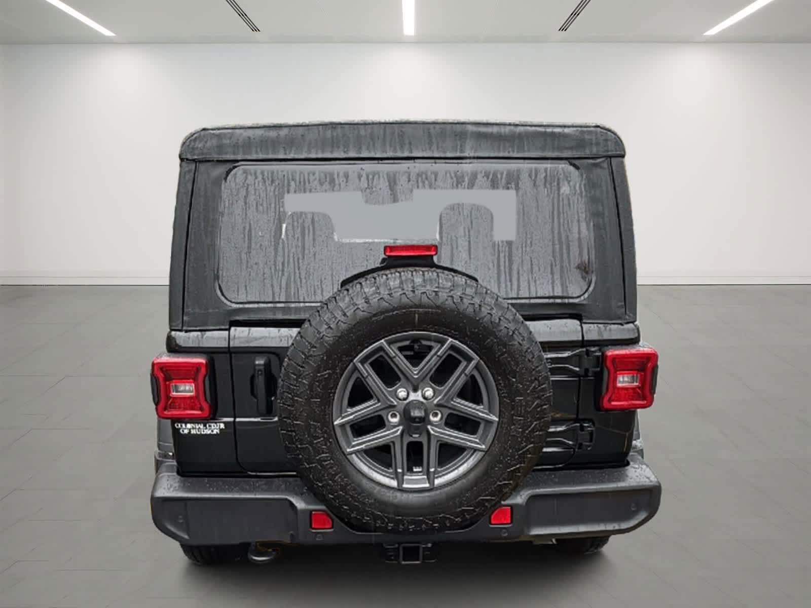 2025 Jeep Wrangler Sport S photo 4