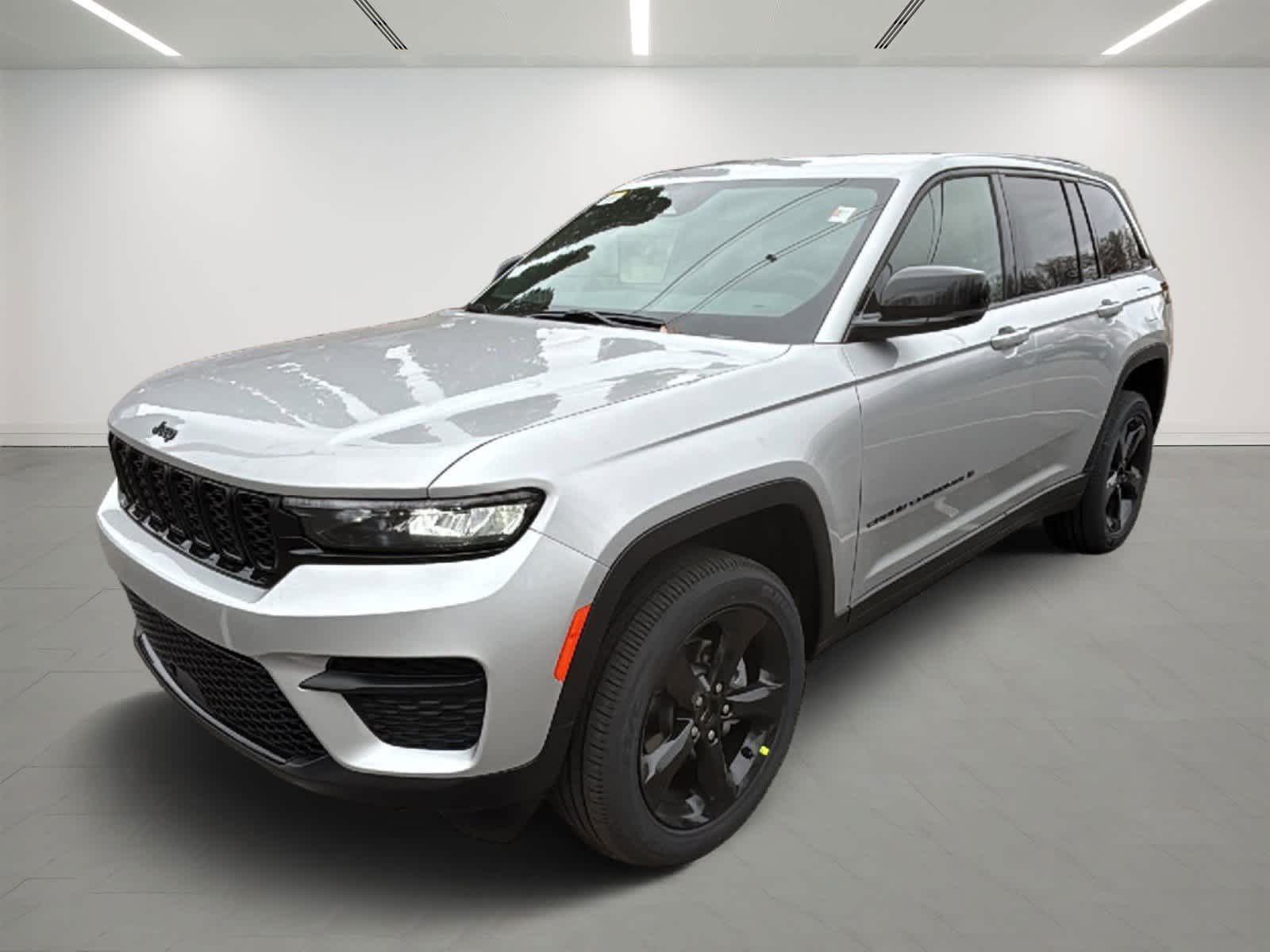 2025 Jeep Grand Cherokee Altitude's photo