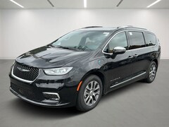 Buy a New 2023 Chrysler Pacifica Hybrid For Sale Hudson, MA