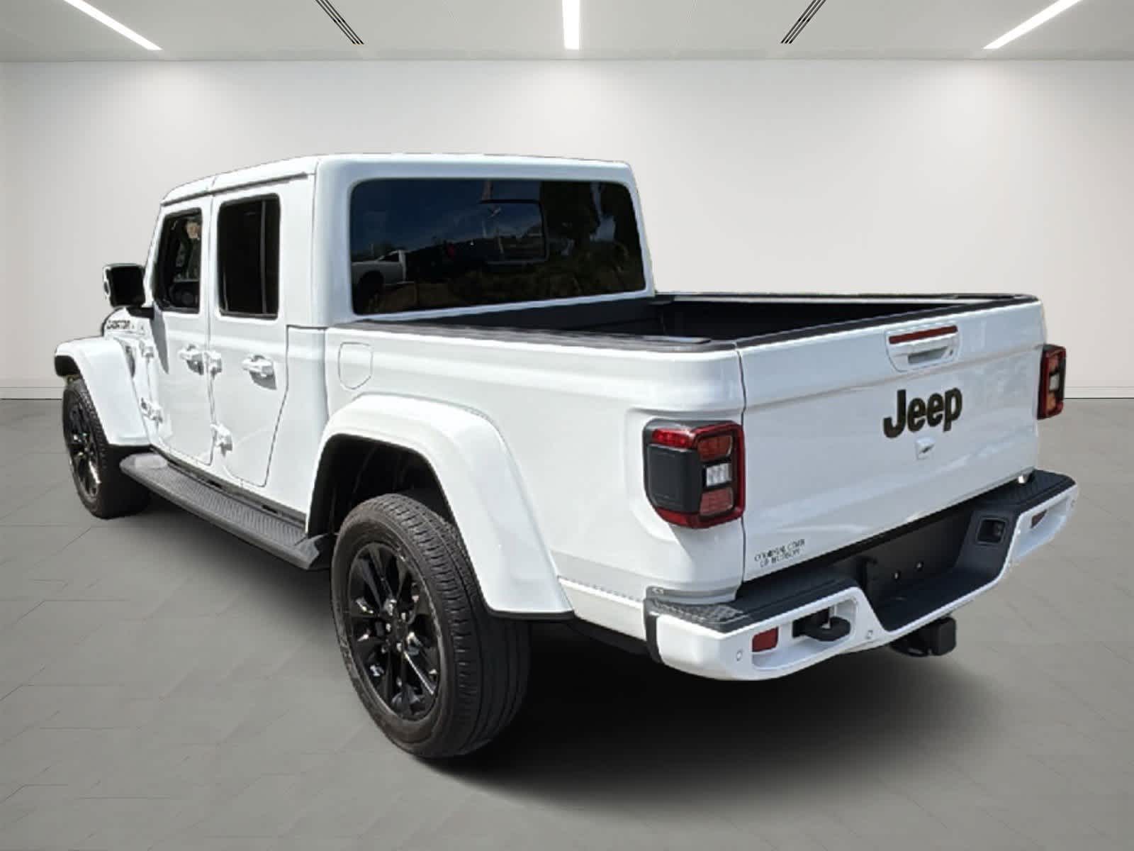 2021 Jeep Gladiator High Altitude photo 3