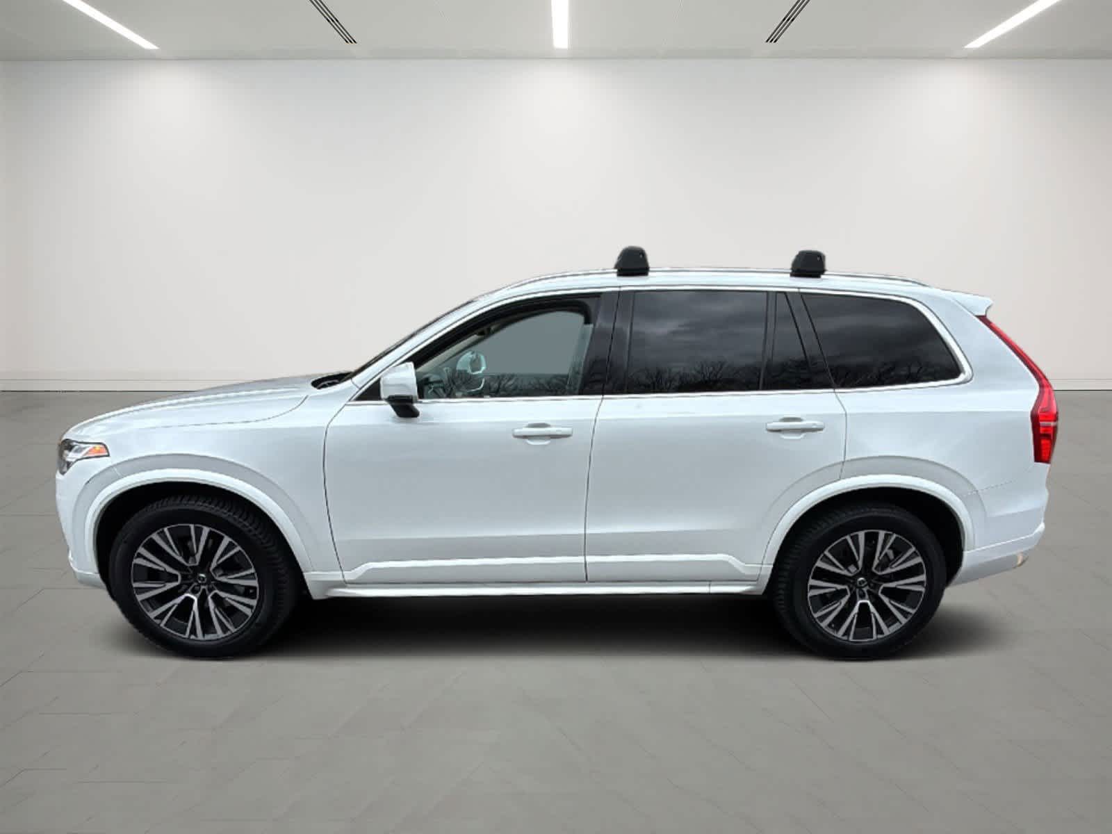 2020 Volvo XC90 Momentum T6 AWD photo 2