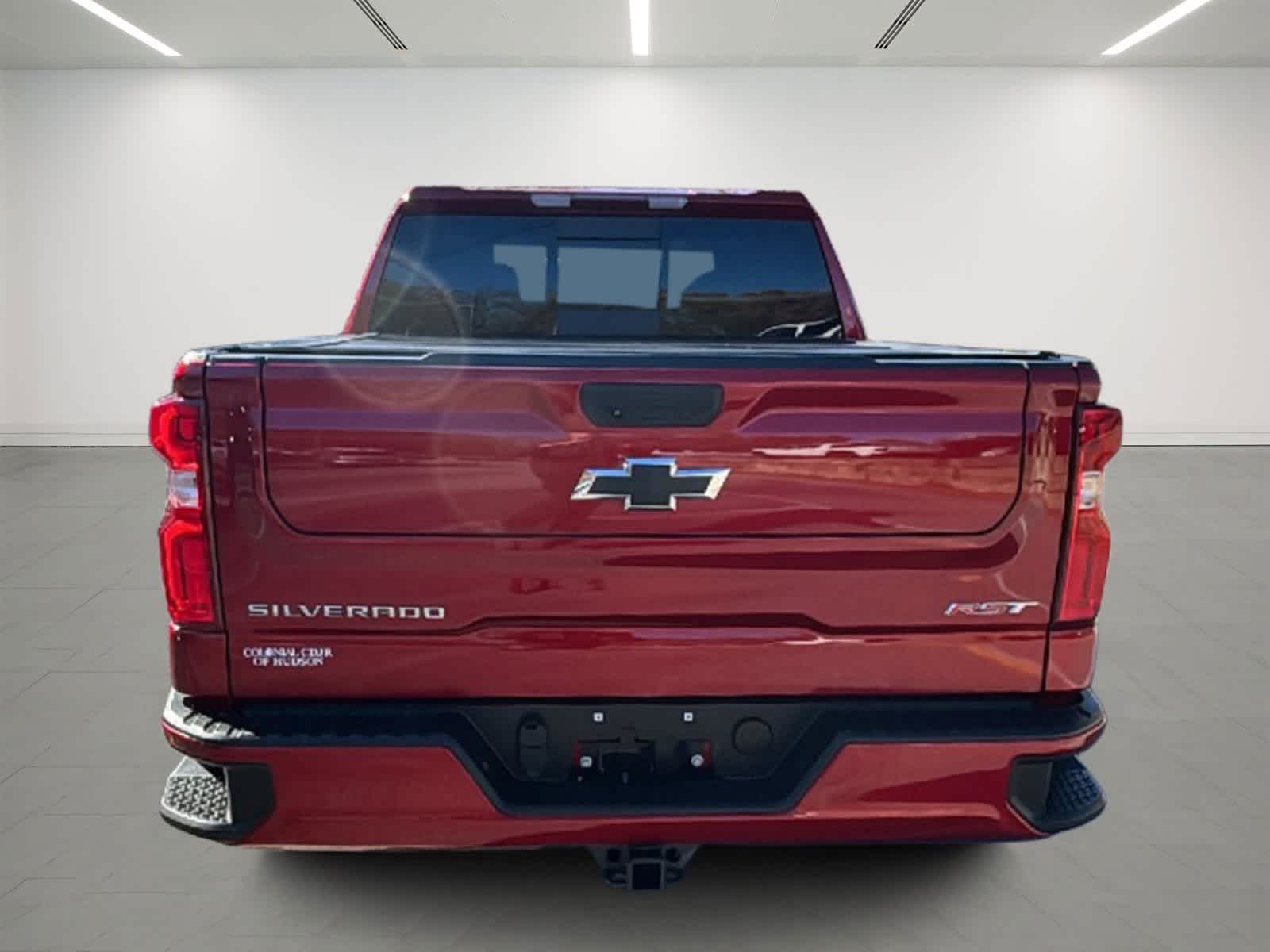 2023 Chevrolet Silverado 1500 RST photo 4