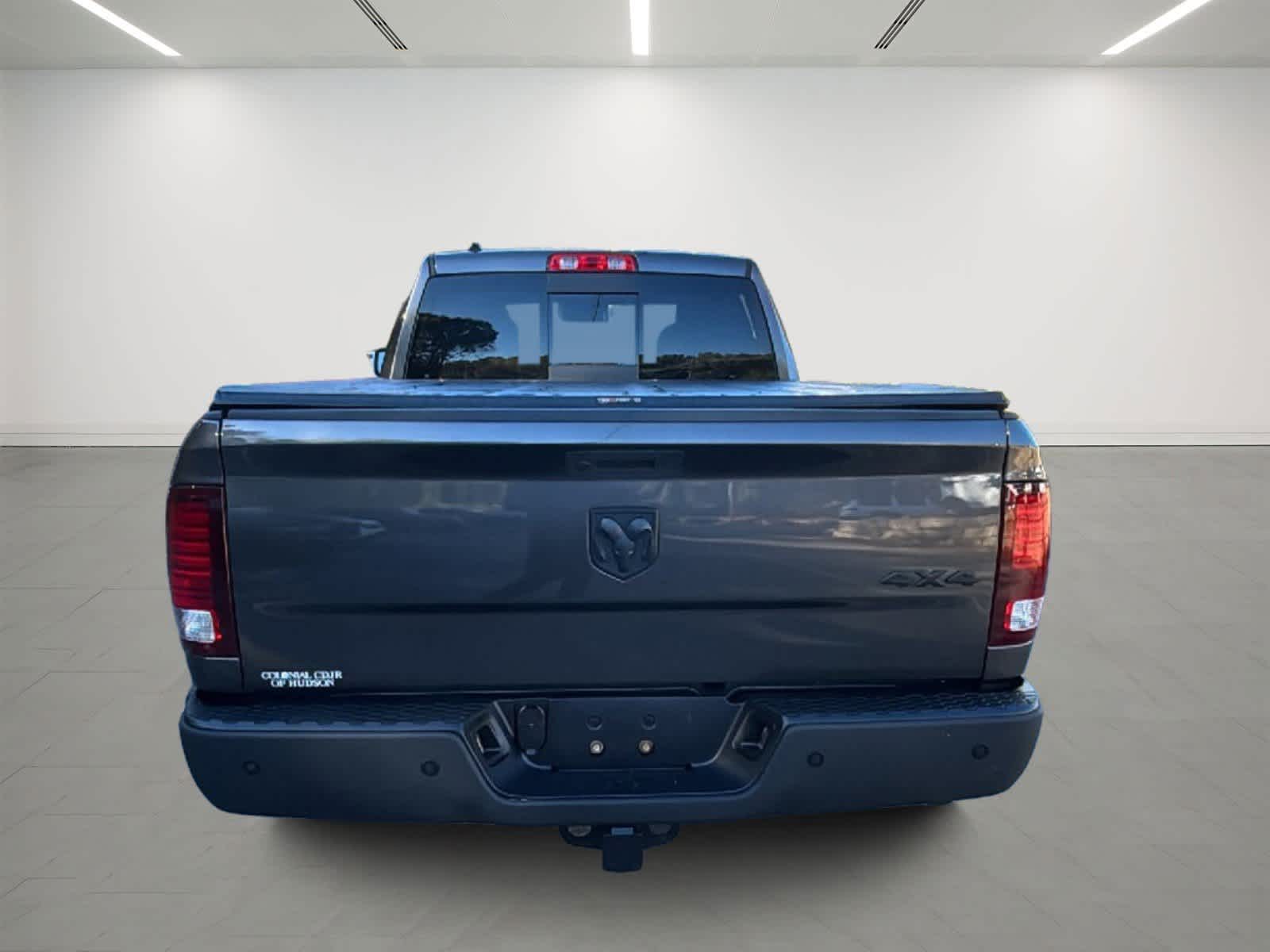 2021 Ram 1500 Classic Warlock photo 4