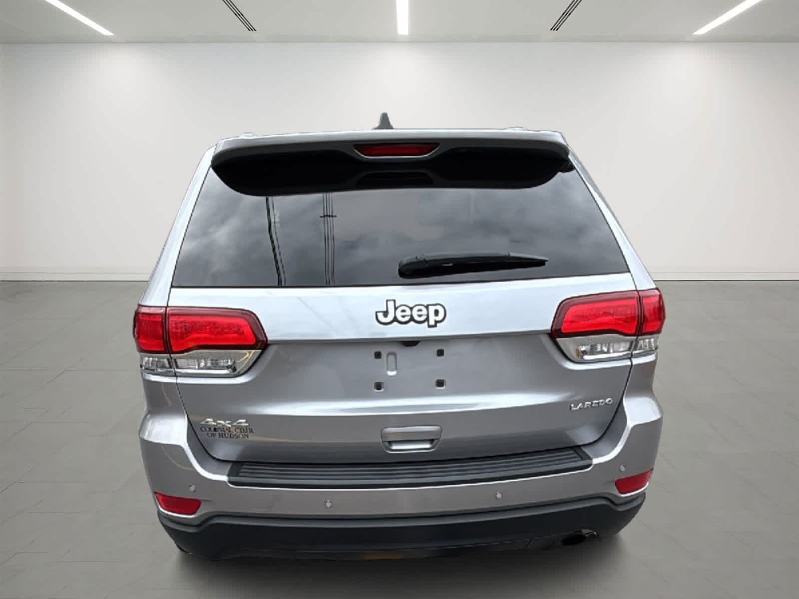 2021 Jeep Grand Cherokee Laredo E photo 4