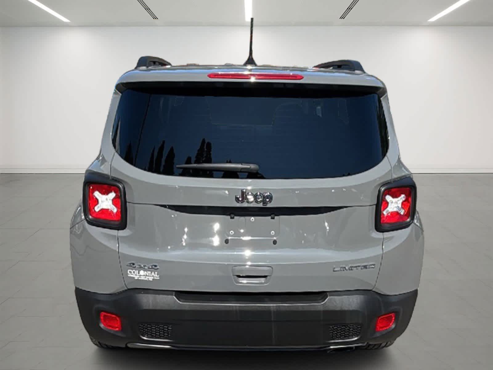 2022 Jeep Renegade Limited photo 4