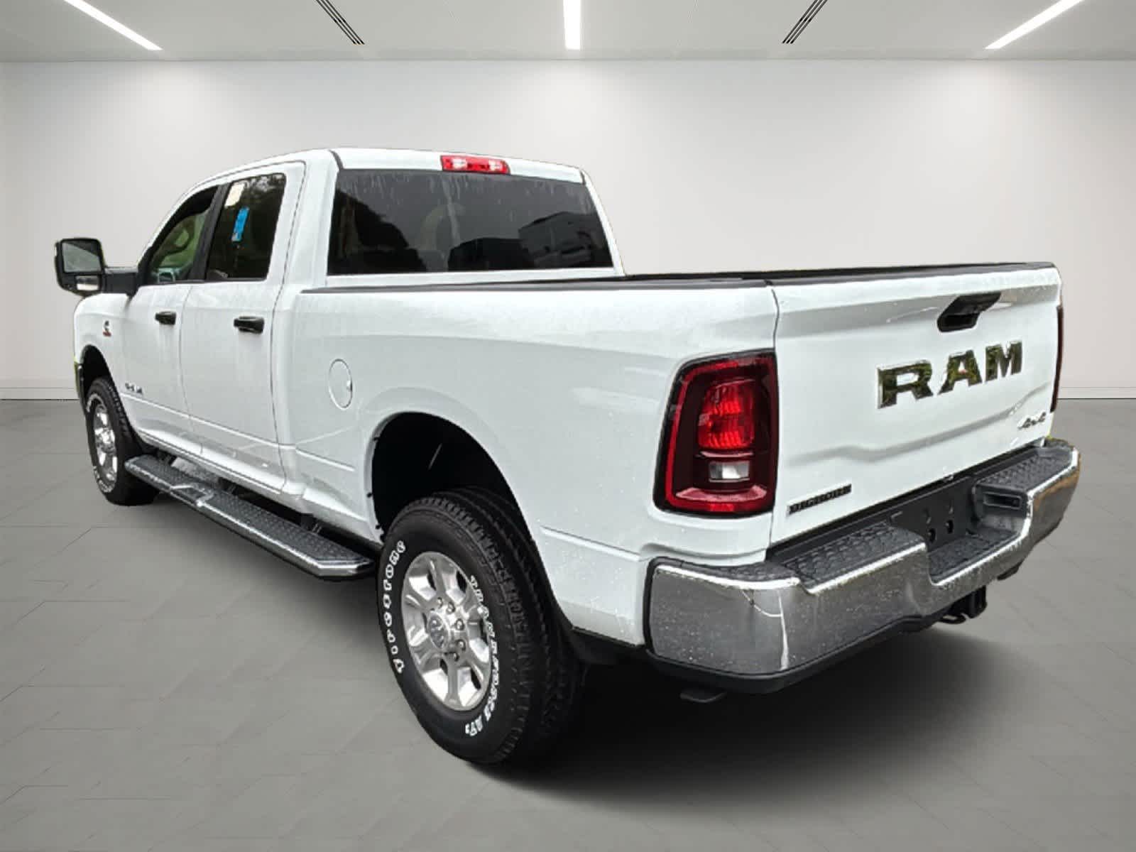 2025 Ram 2500 Big Horn photo 3