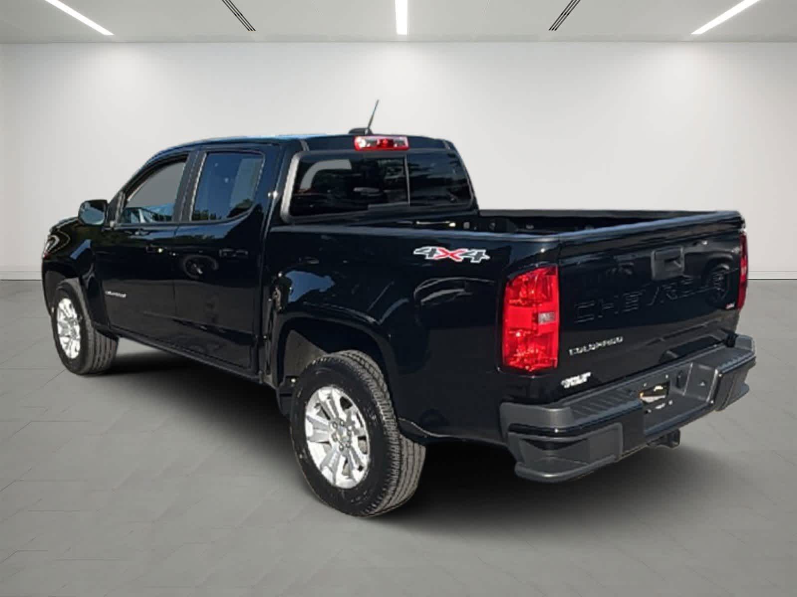 2022 Chevrolet Colorado LT photo 3