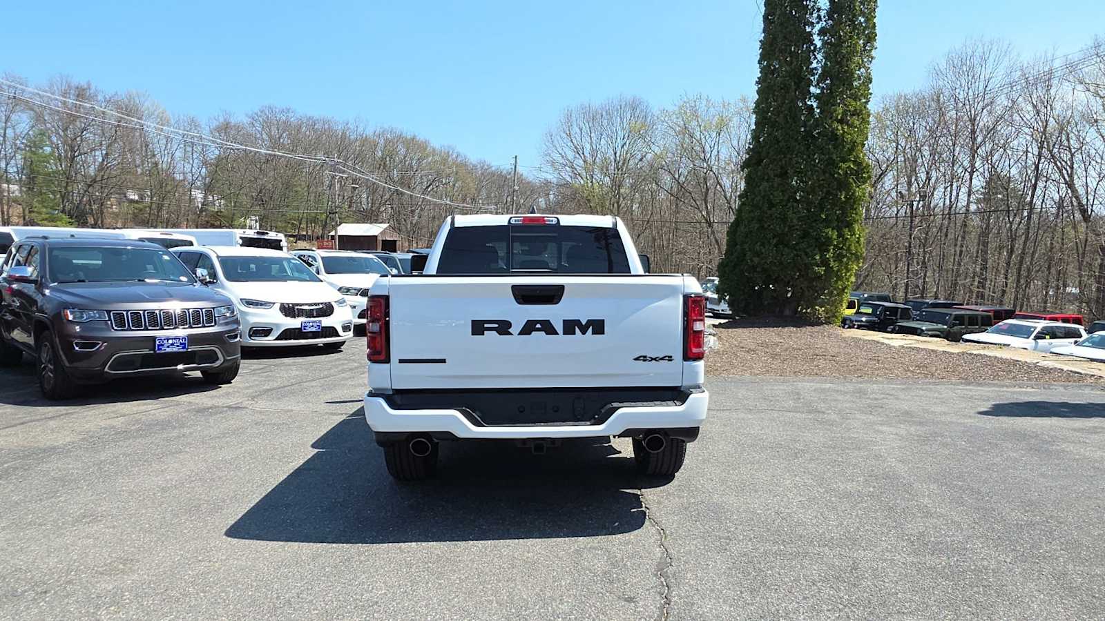 2025 Ram 1500 Big Horn photo 4