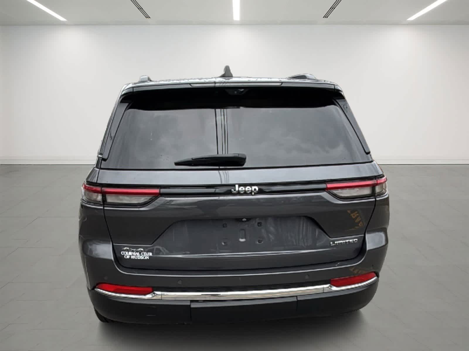 2022 Jeep Grand Cherokee Limited photo 4