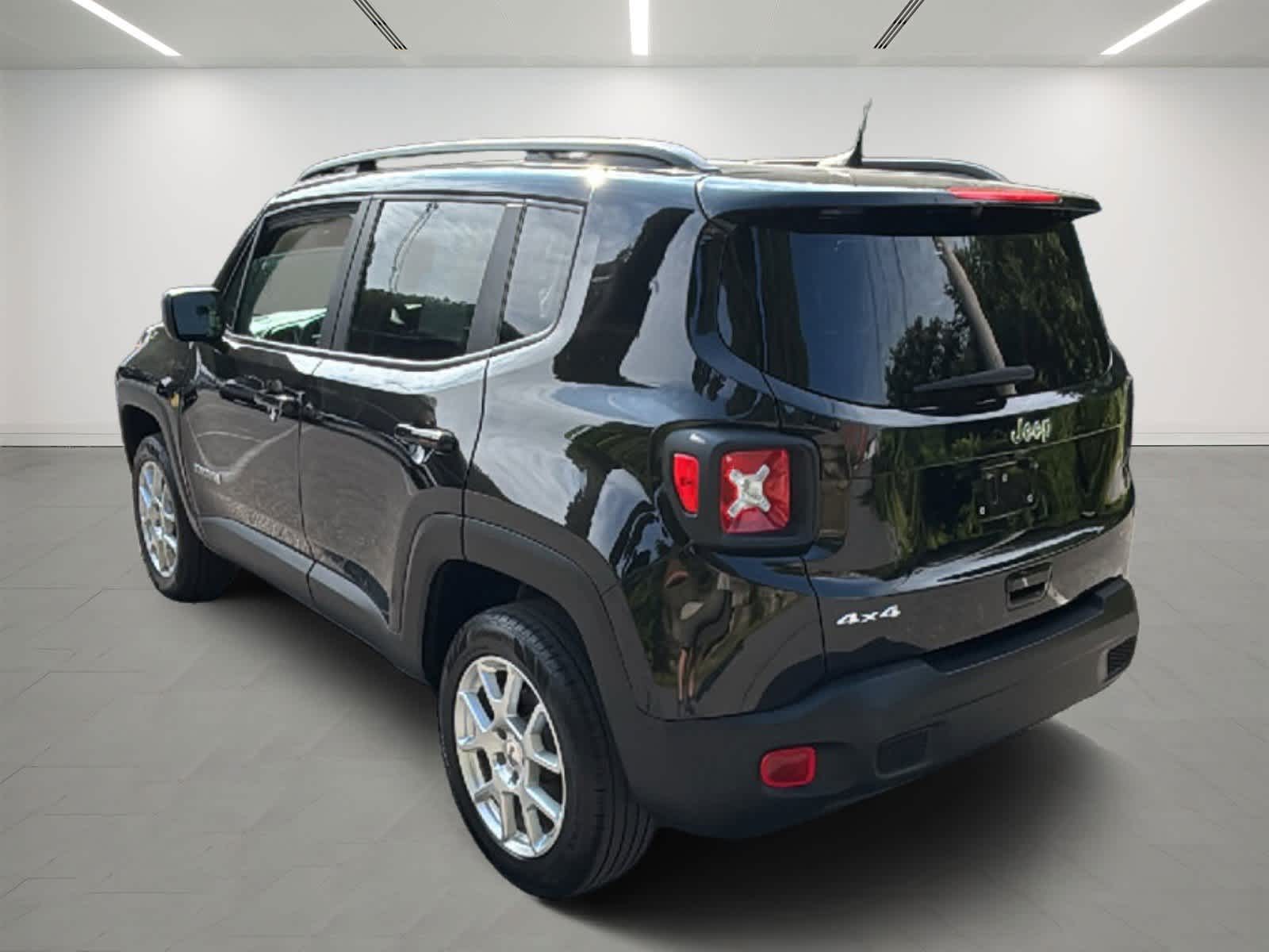 2023 Jeep Renegade Latitude Upland photo 3