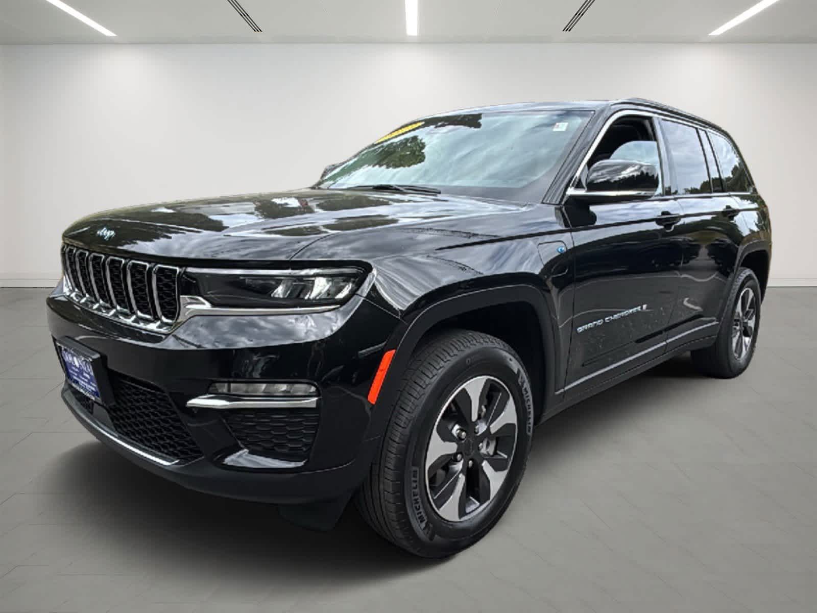2023 Jeep Grand Cherokee 4xe's photo