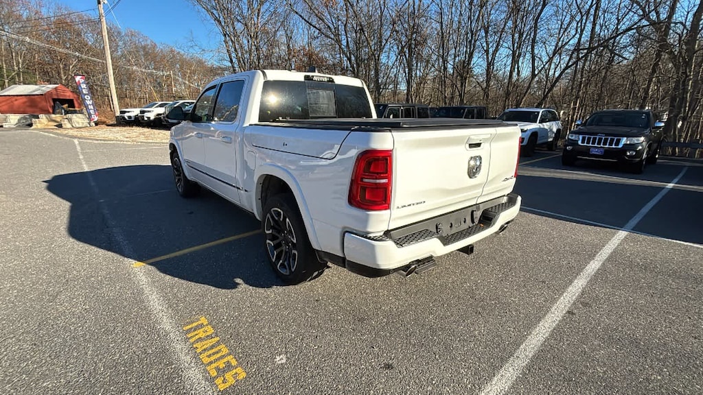 New 2026 Ram 1500 LIMITED CREW CAB 4X4 5'7 BOX Pickup
