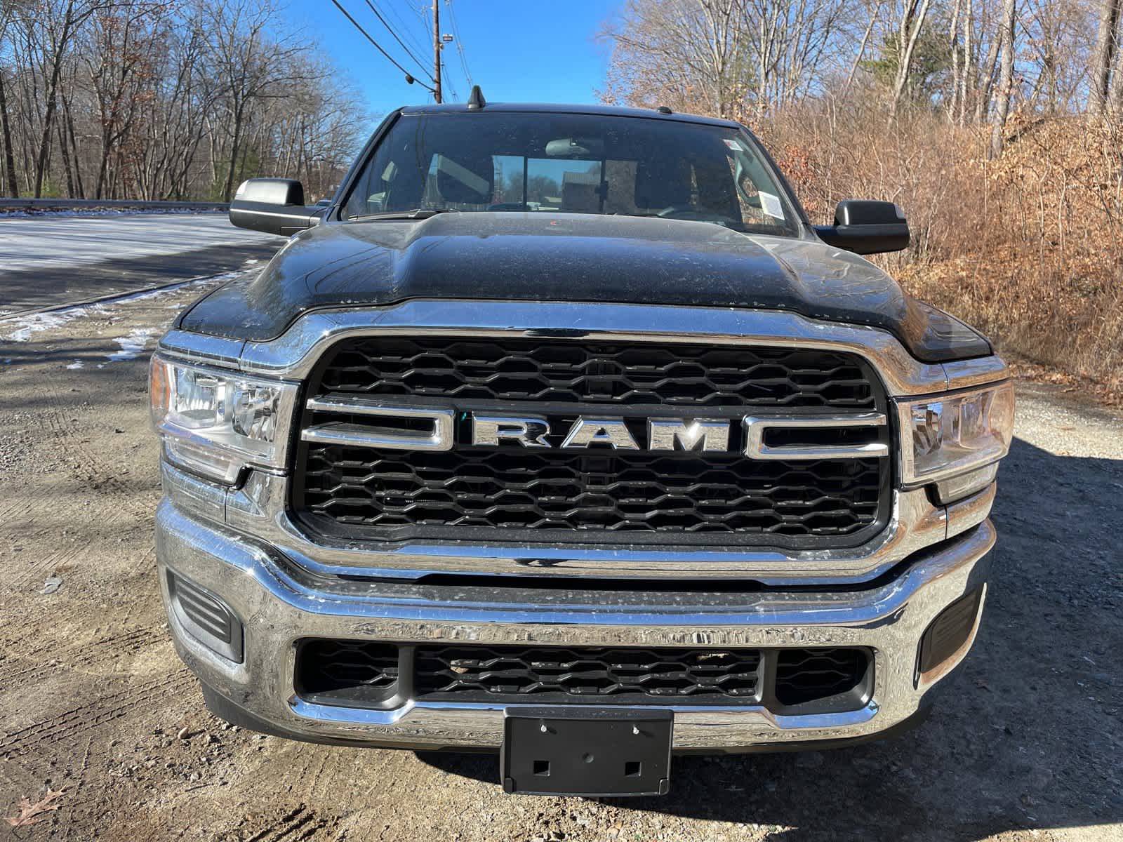 2022 Ram 2500 Tradesman photo 3