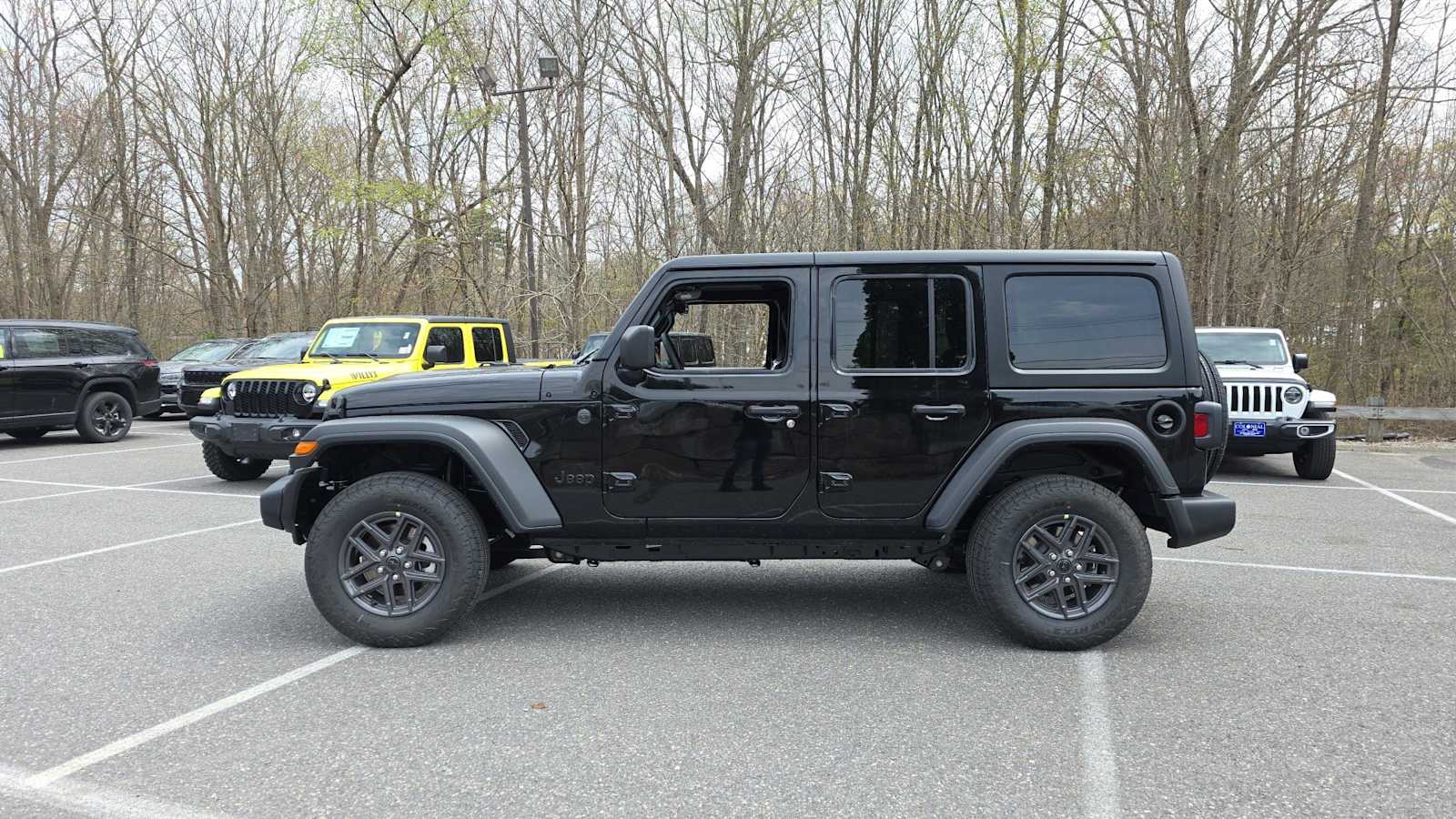 2025 Jeep Wrangler Sport photo 2