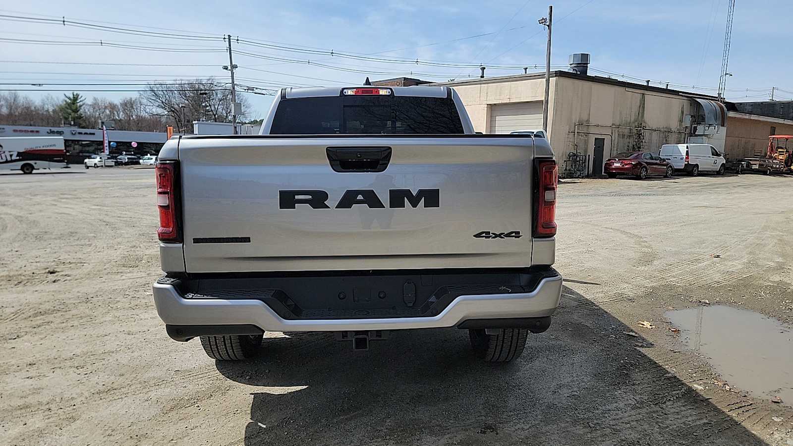 2025 Ram 1500 Big Horn photo 4