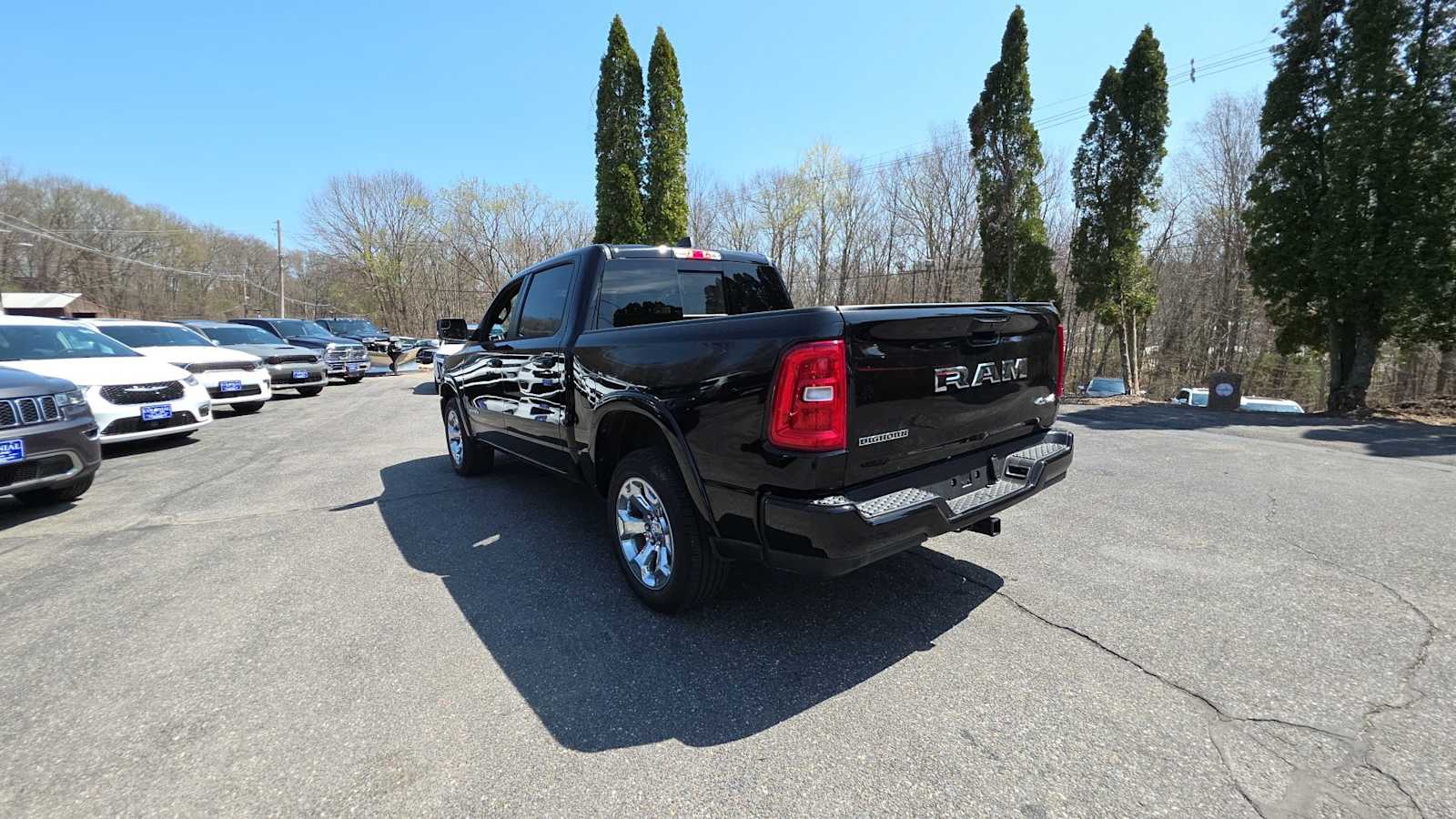2025 Ram 1500 Big Horn photo 3