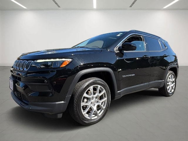 2022 Jeep Compass Latitude Lux 4x4