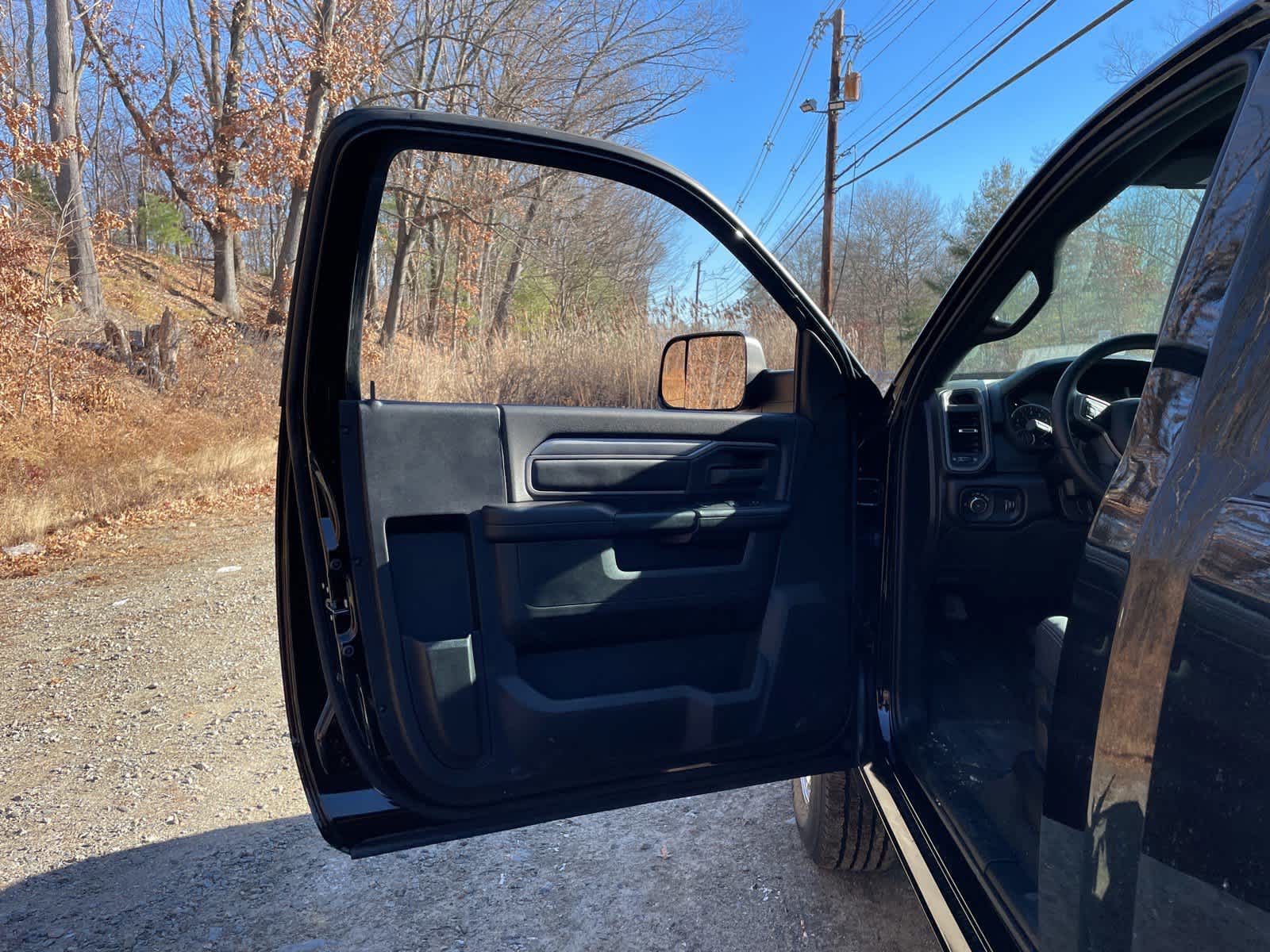 2022 Ram 2500 Tradesman photo 4