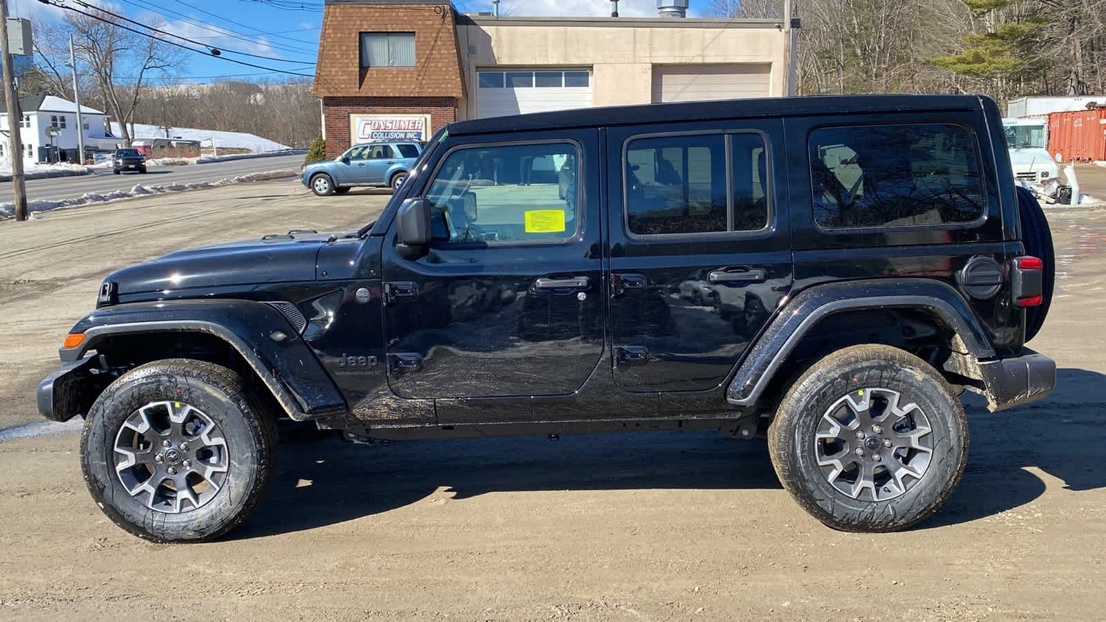 2025 Jeep Wrangler Sahara photo 2