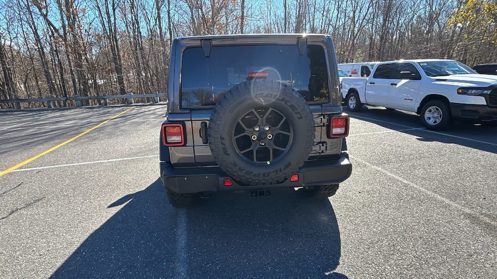 New 2026 Jeep Wrangler 4-DOOR WILLYS Sport Utility