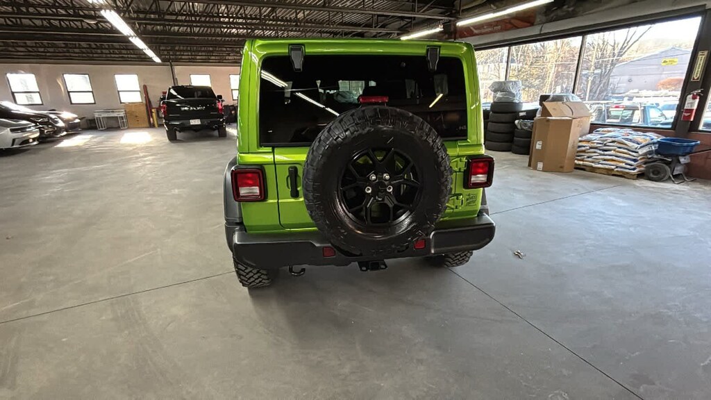 New 2026 Jeep Wrangler 4-DOOR WILLYS Sport Utility