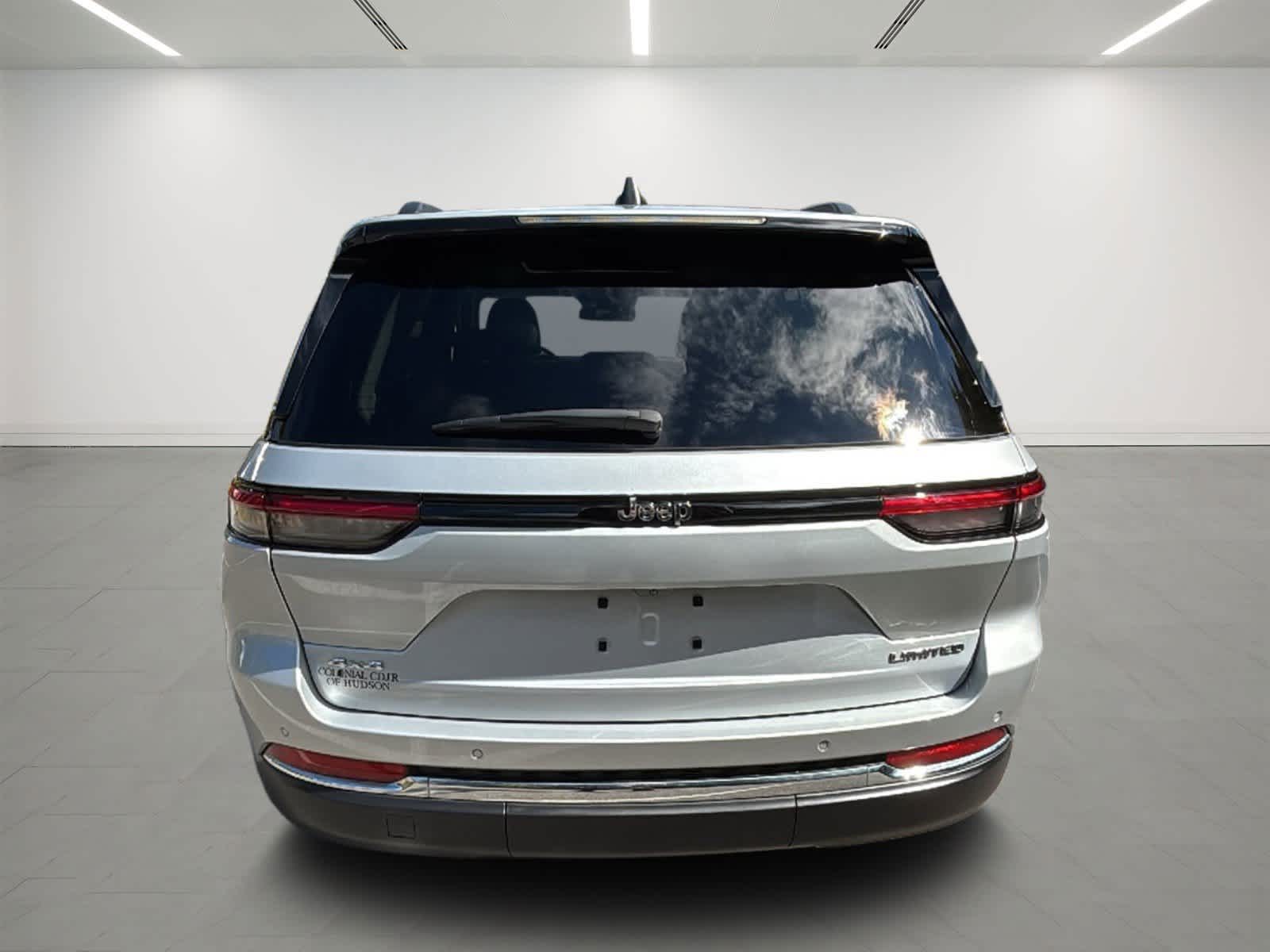 2022 Jeep Grand Cherokee Limited photo 4