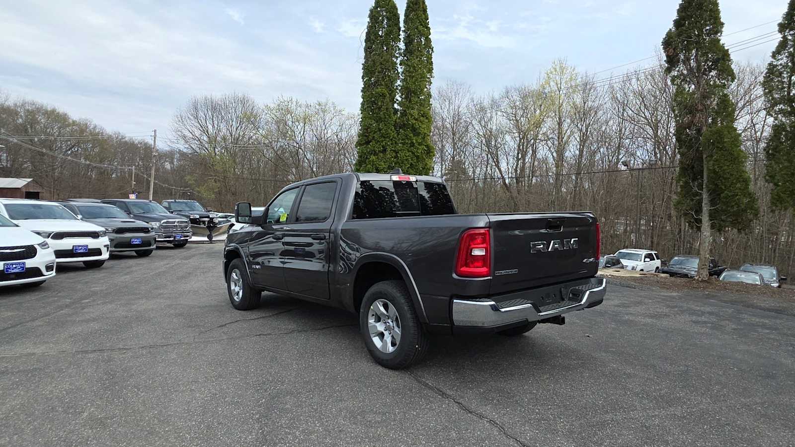 2025 Ram 1500 Big Horn photo 3