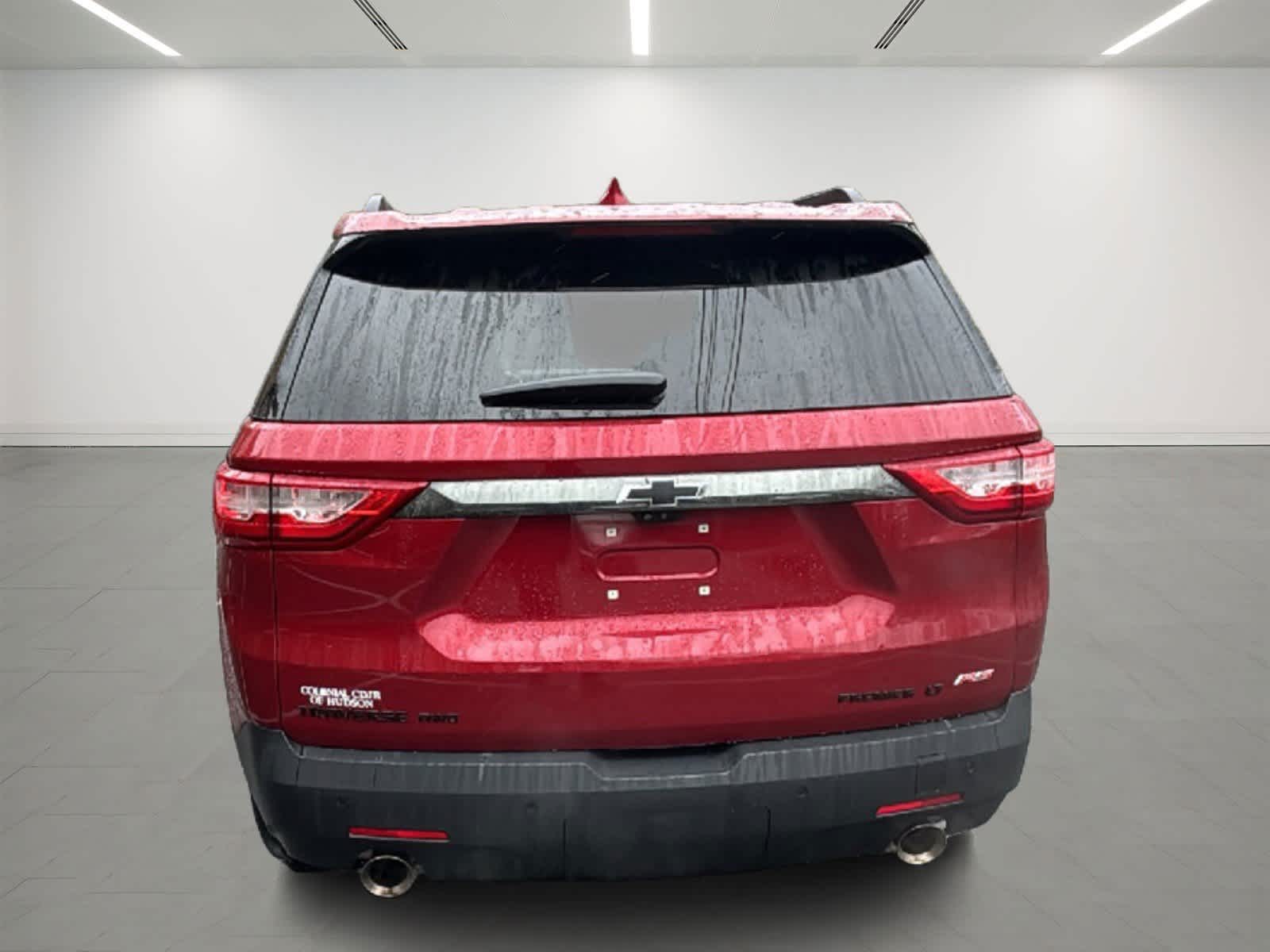 2021 Chevrolet Traverse RS photo 2