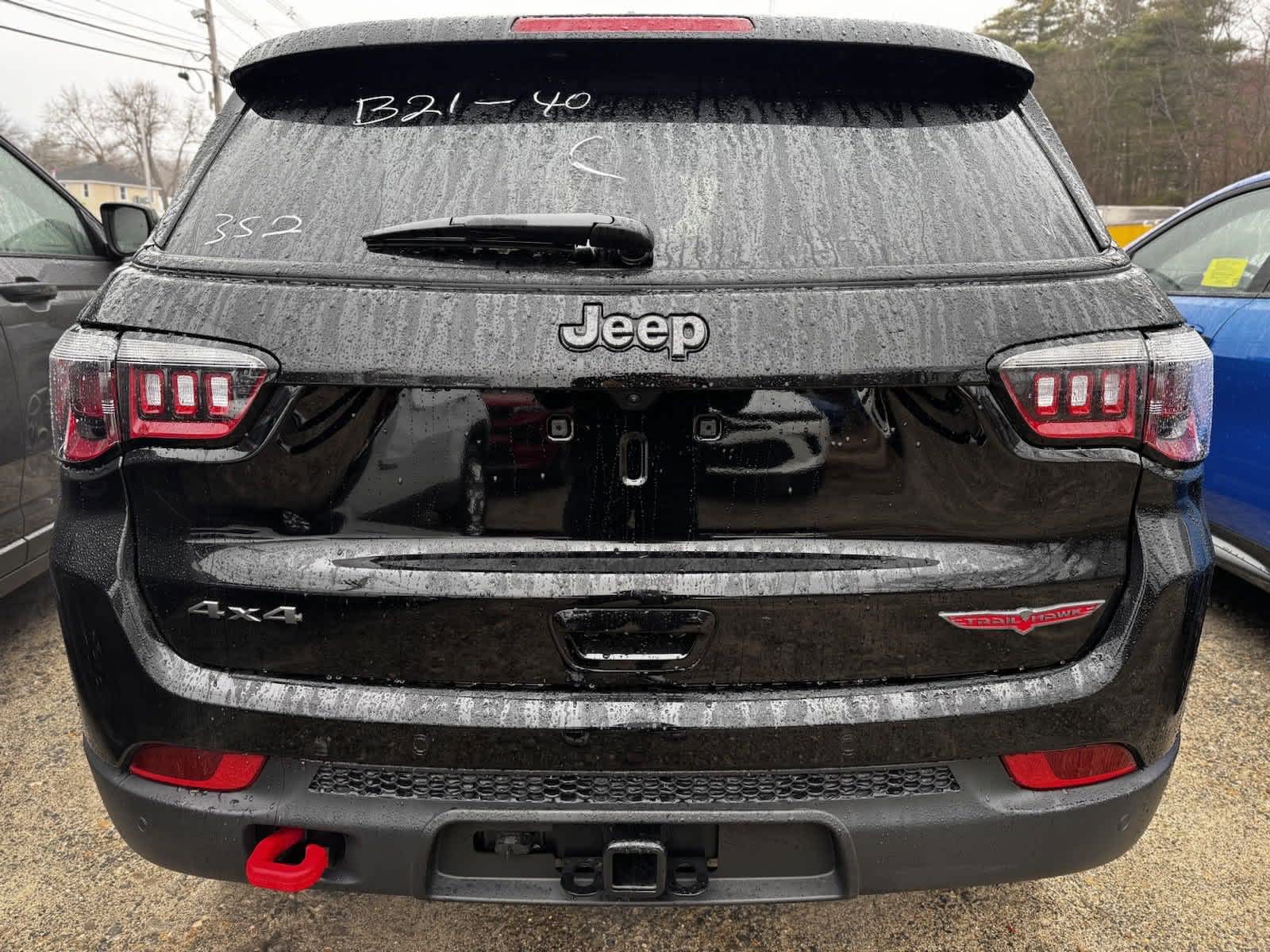 2024 Jeep Compass Trailhawk photo 3