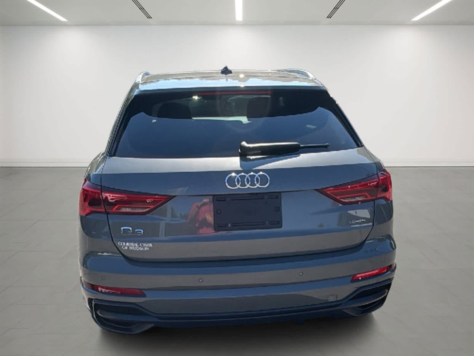 2021 Audi Q3 S line Premium Plus 45 TFSI photo 4