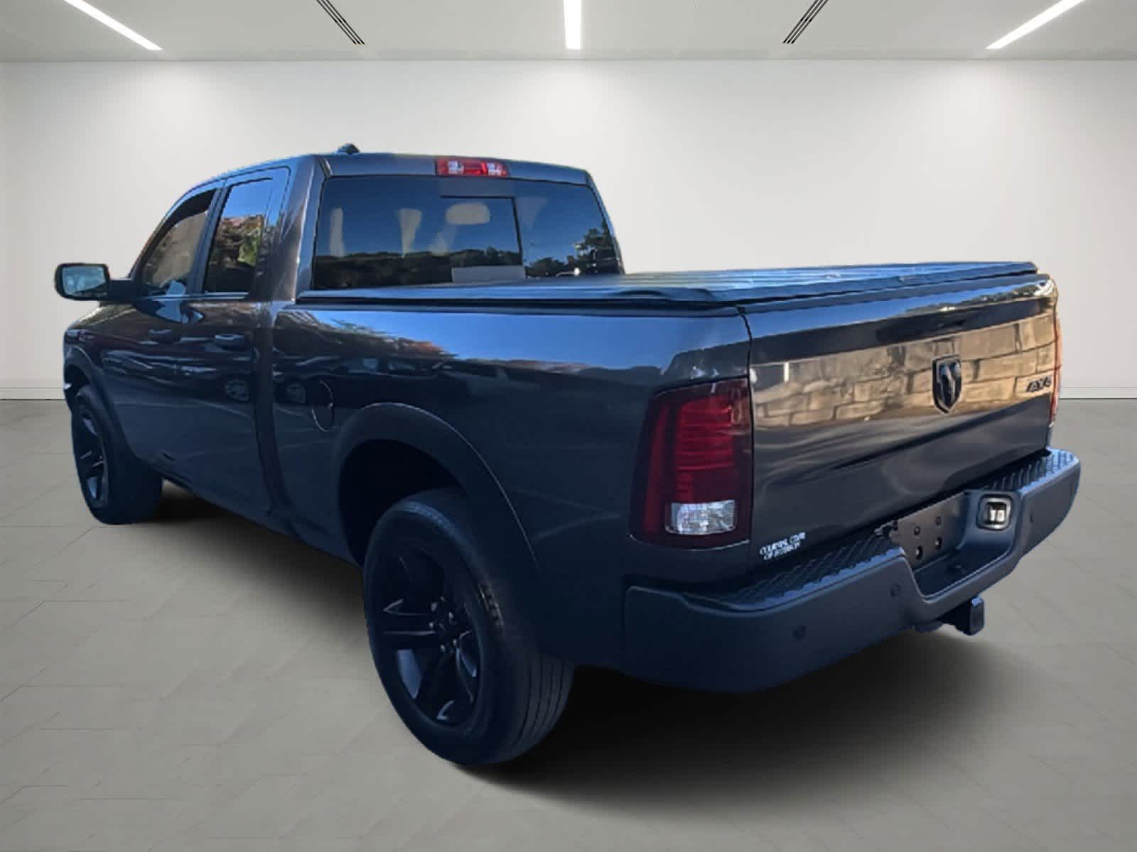 2021 Ram 1500 Classic Warlock photo 3