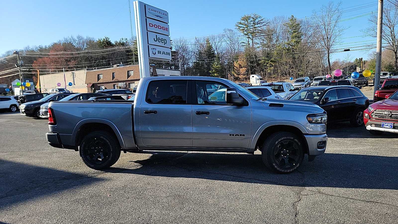 2025 Ram 1500 Big Horn photo 4