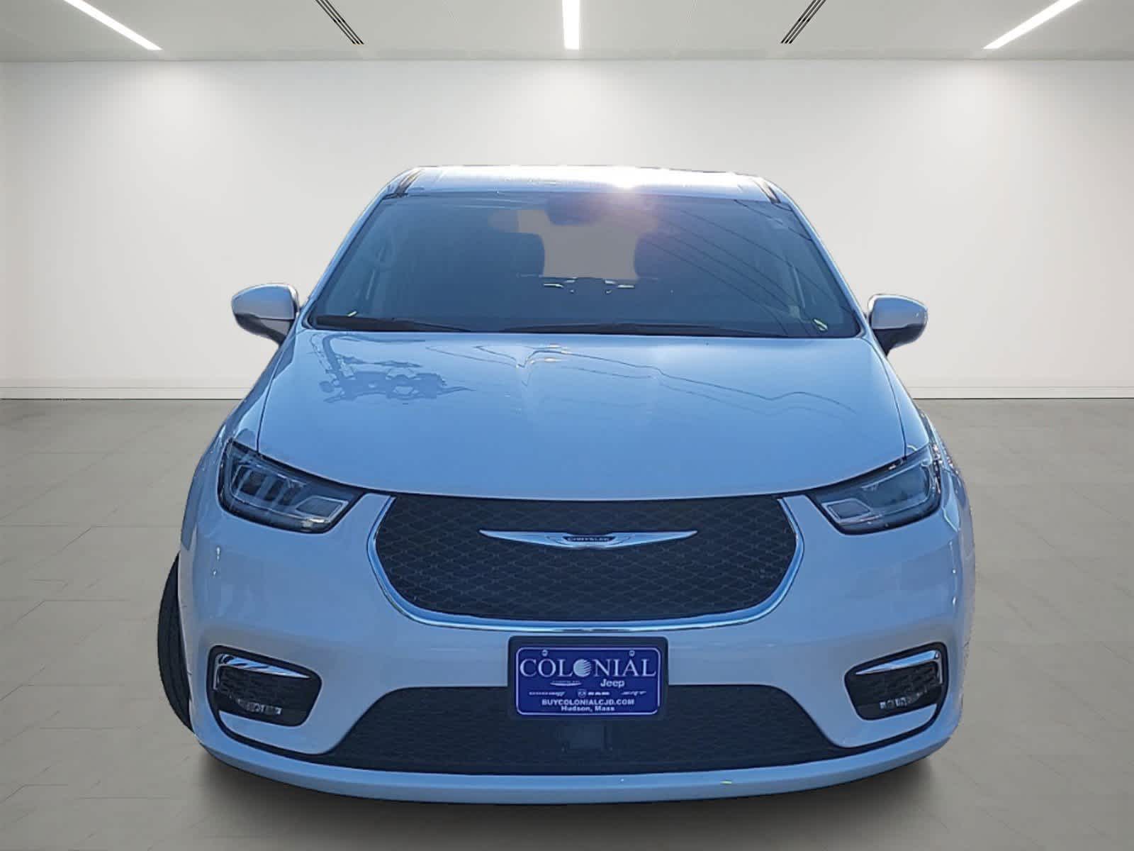 Used 2023 Chrysler Pacifica Touring L with VIN 2C4RC1BG6PR546493 for sale in Hudson, MA