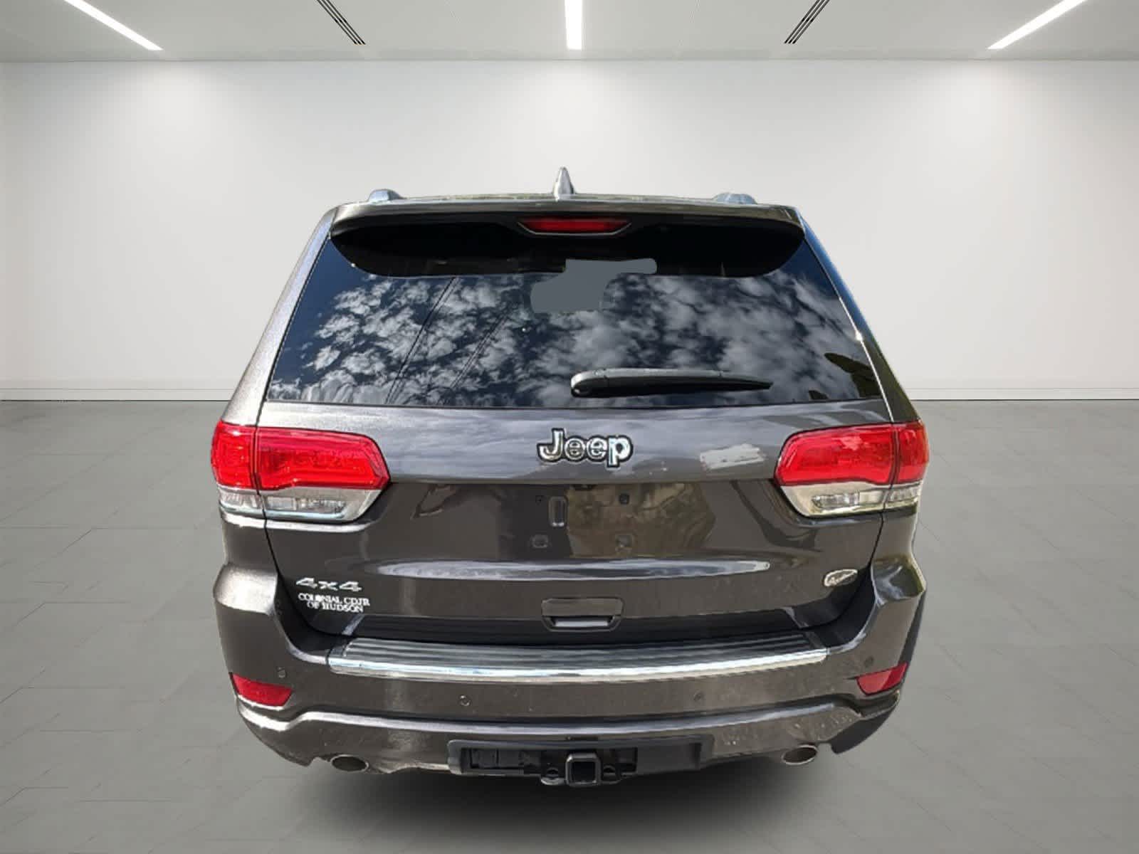 2020 Jeep Grand Cherokee Overland photo 3
