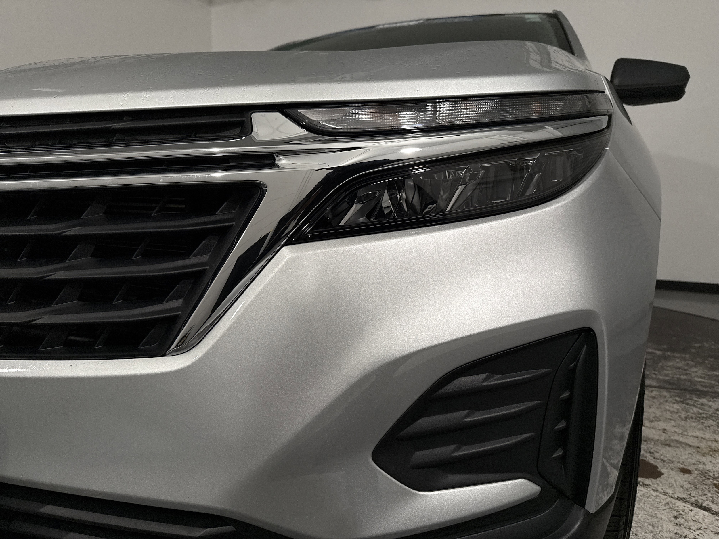 2022 Chevrolet Equinox LS photo 4