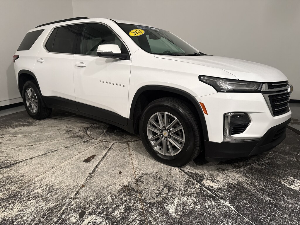 Used 2022 Chevrolet Traverse LT Leather SUV