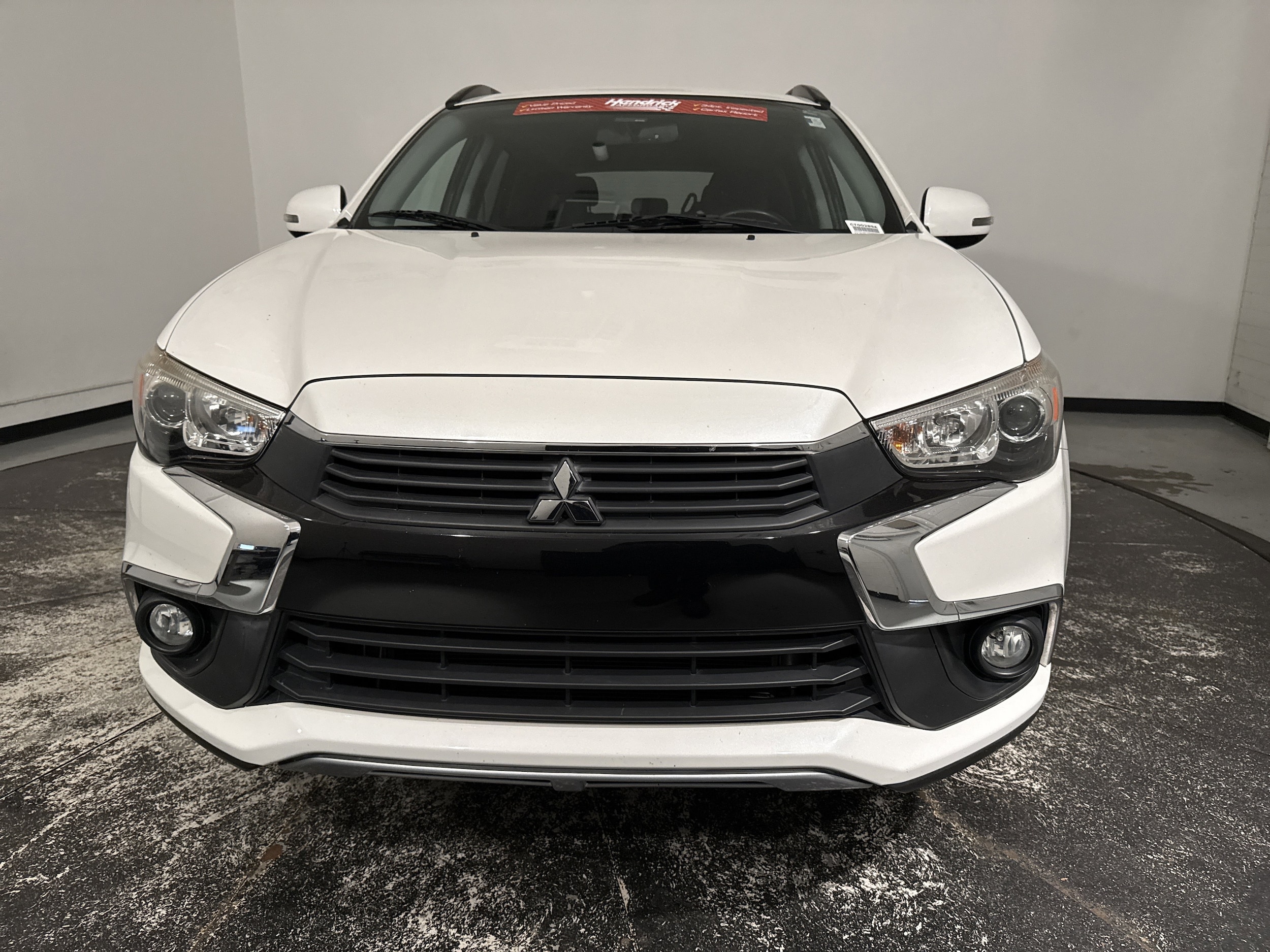 2016 Mitsubishi Outlander Sport 2.4 SEL photo 2