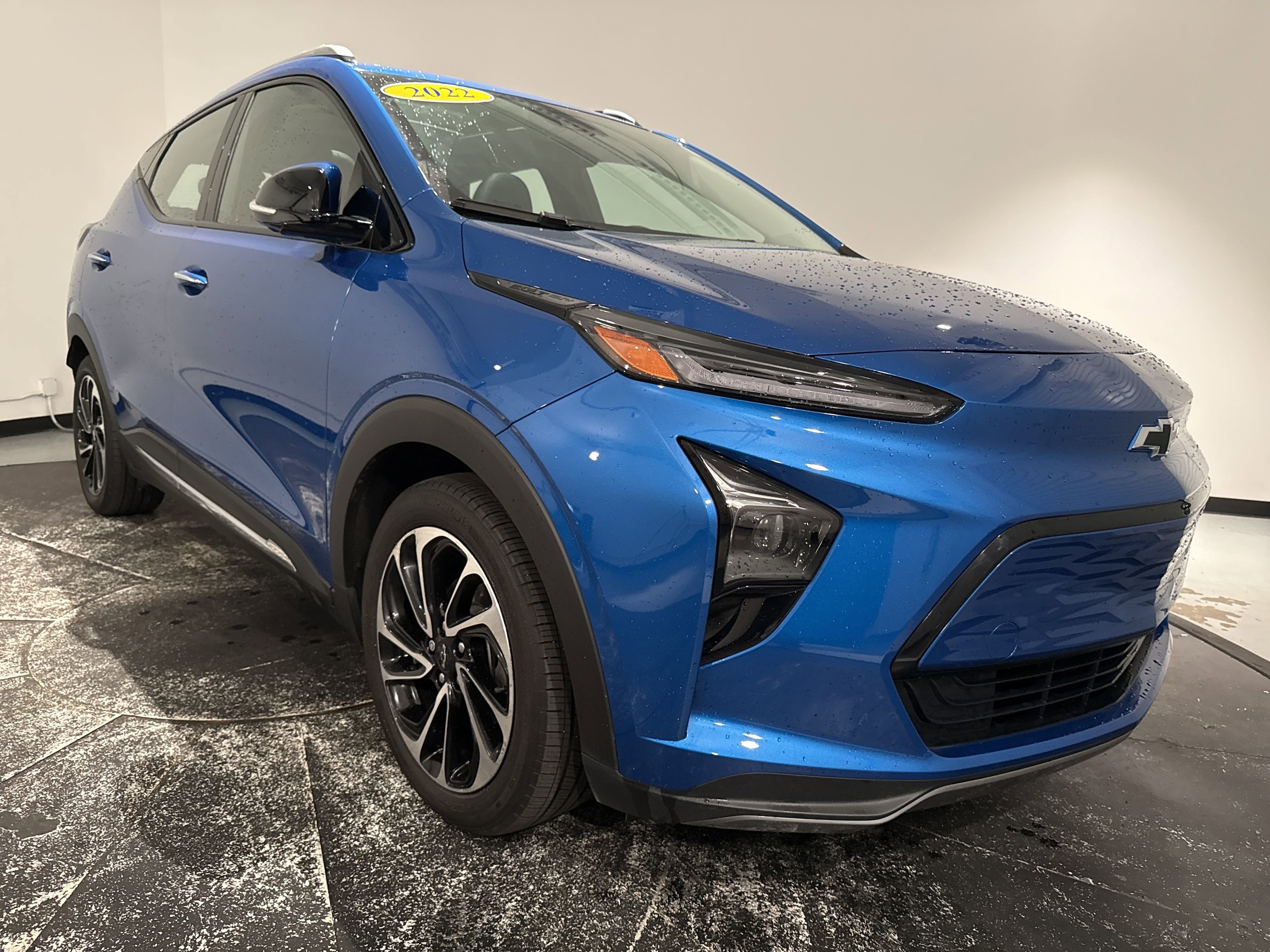 Certified 2022 Chevrolet Bolt EUV Premier with VIN 1G1FZ6S00N4118011 for sale in Charlotte, NC