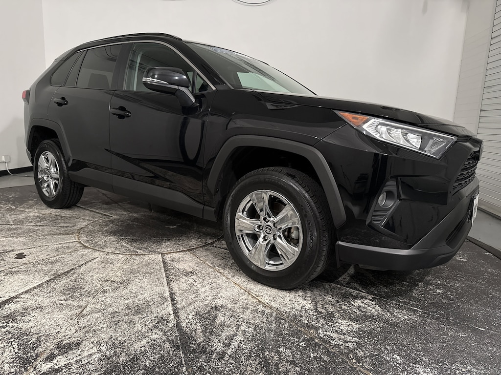 Used 2021 Toyota RAV4 XLE SUV