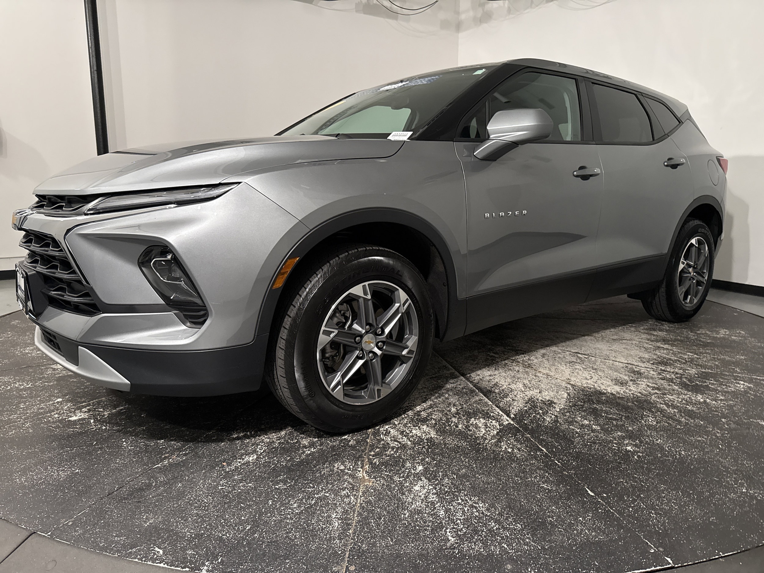2025 Chevrolet Blazer LT photo 4
