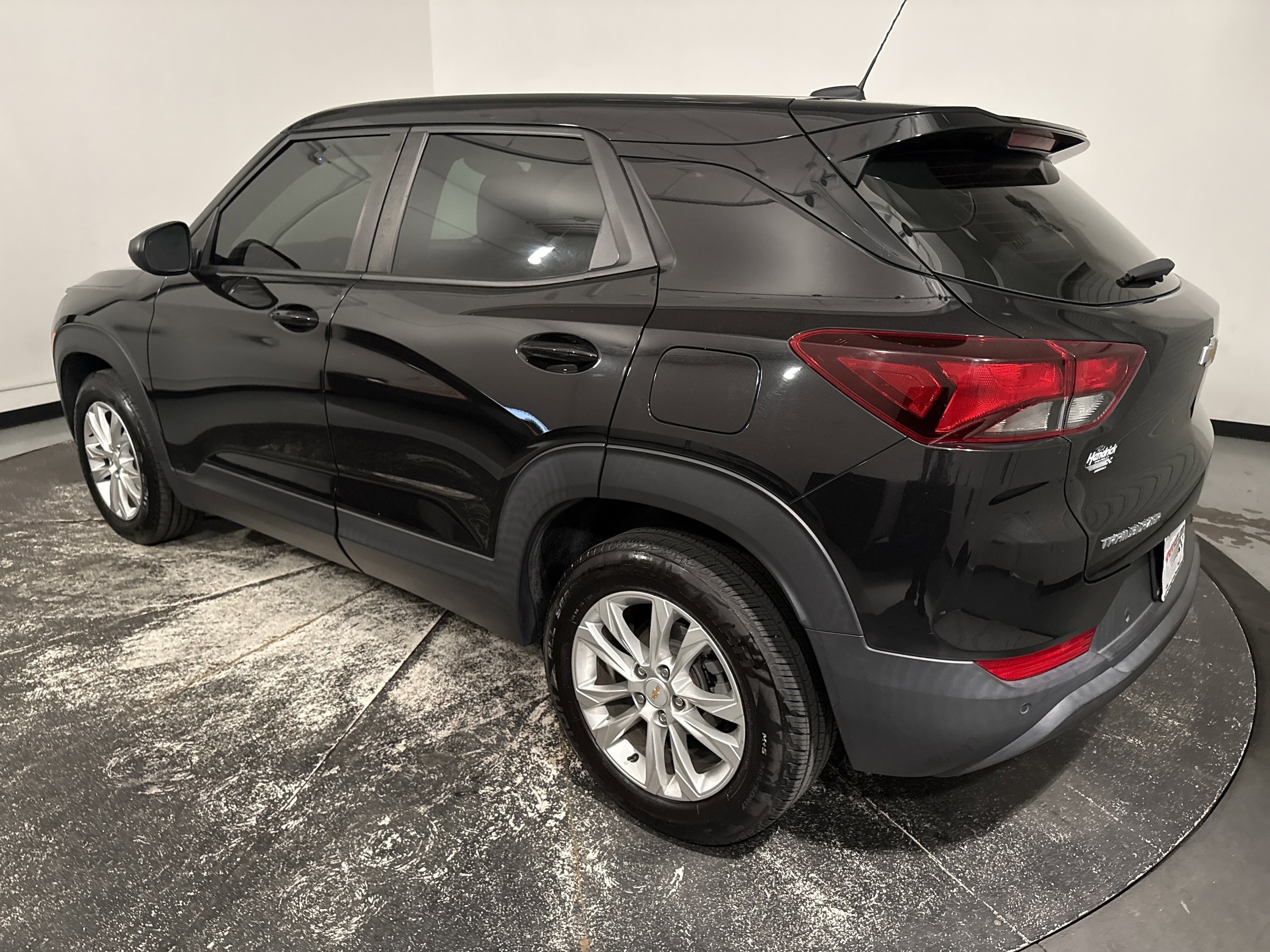 2022 Chevrolet Trailblazer LS photo 3