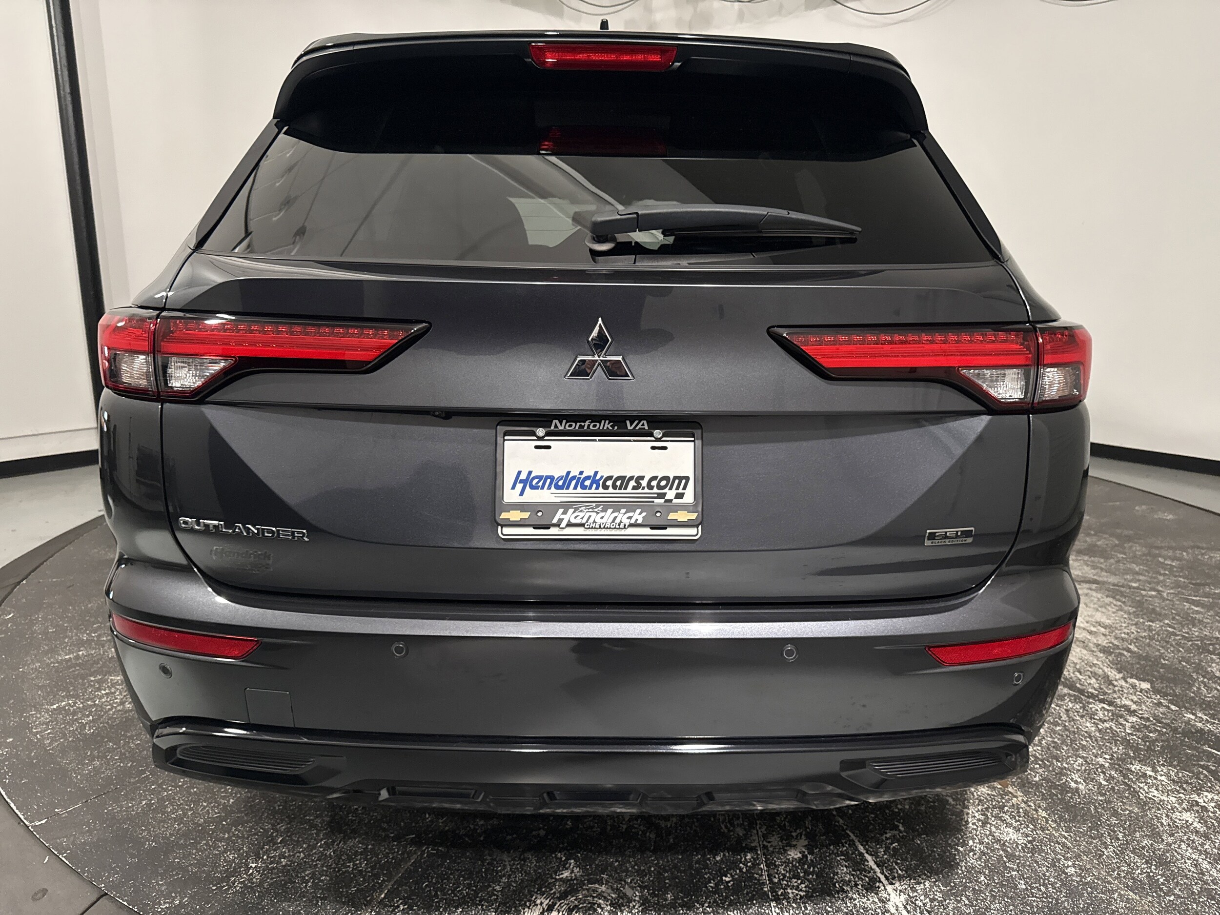 2024 Mitsubishi Outlander SEL Black Edition photo 3