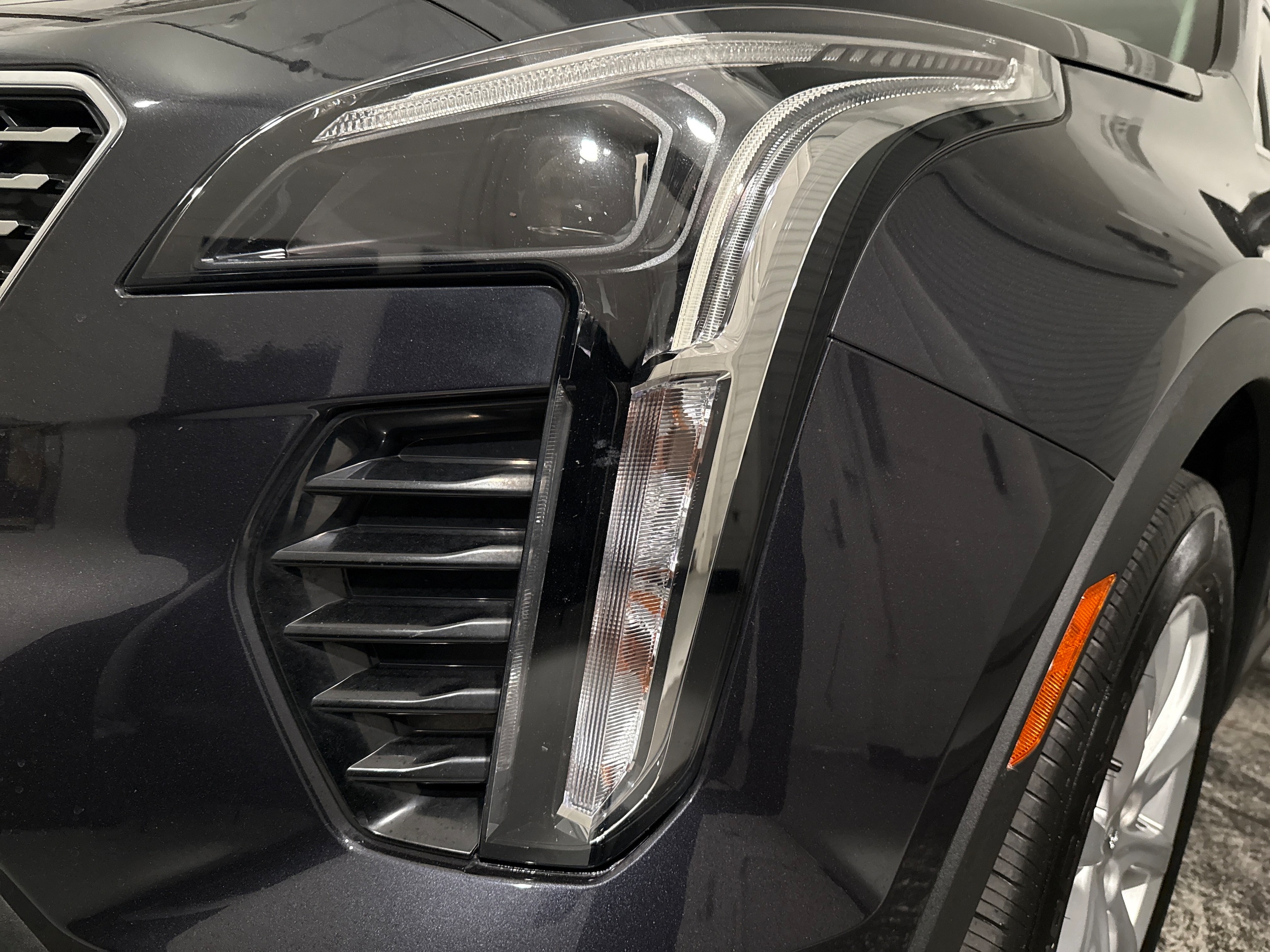 CADILLAC XT4 AWD Luxury