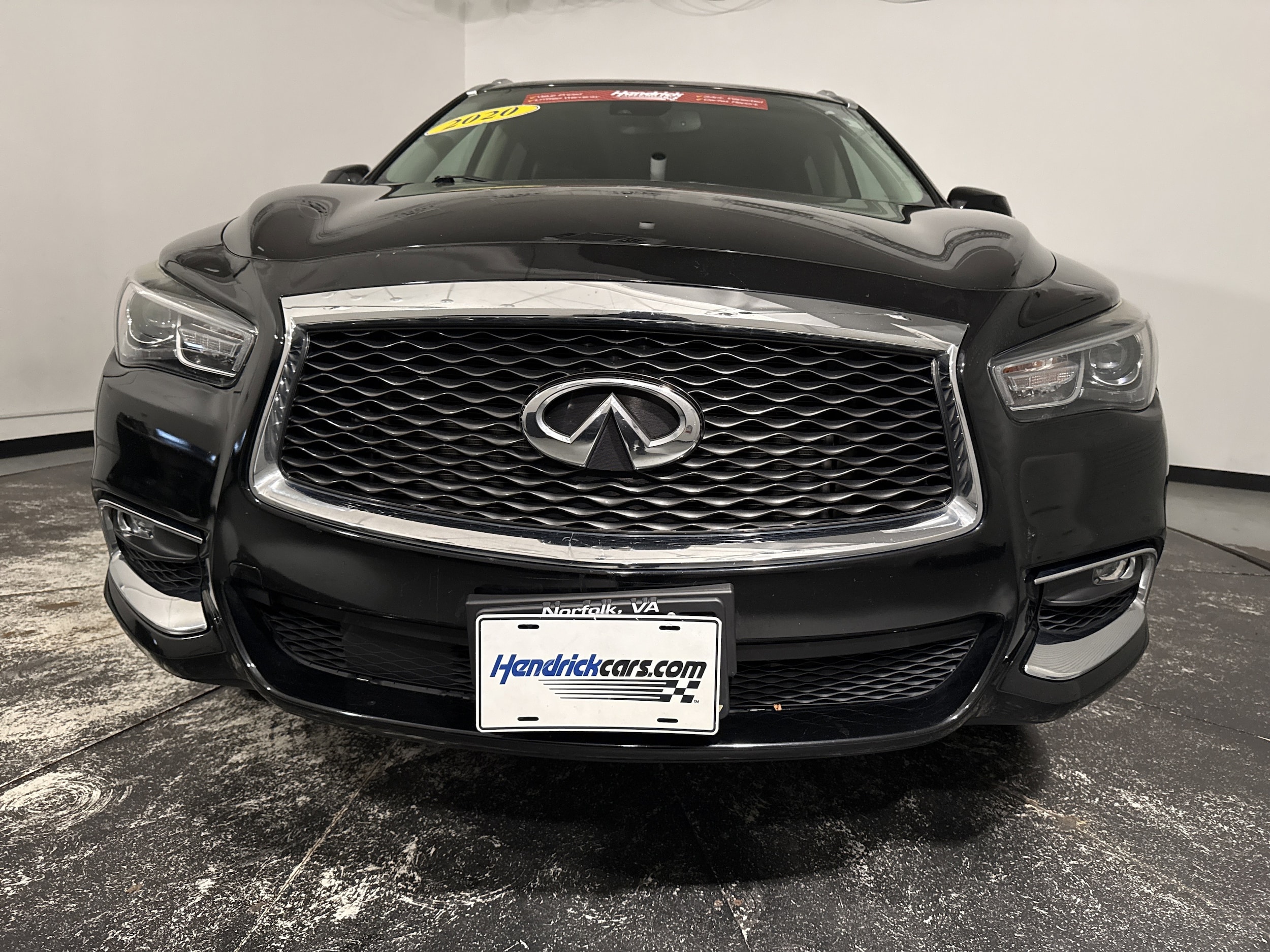 2020 INFINITI QX60 LUXE photo 2